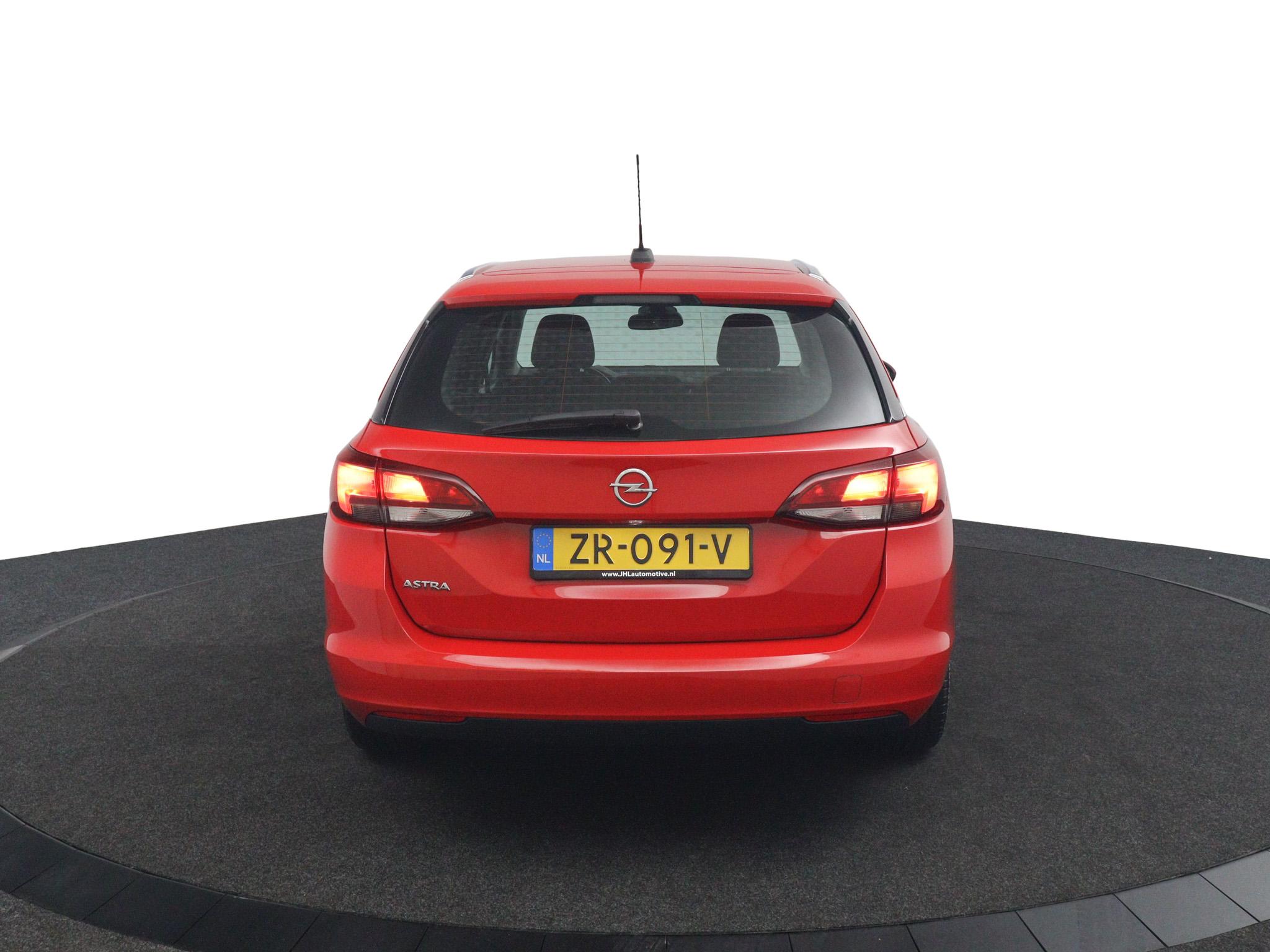 Foto van Opel Astra Sports Tourer