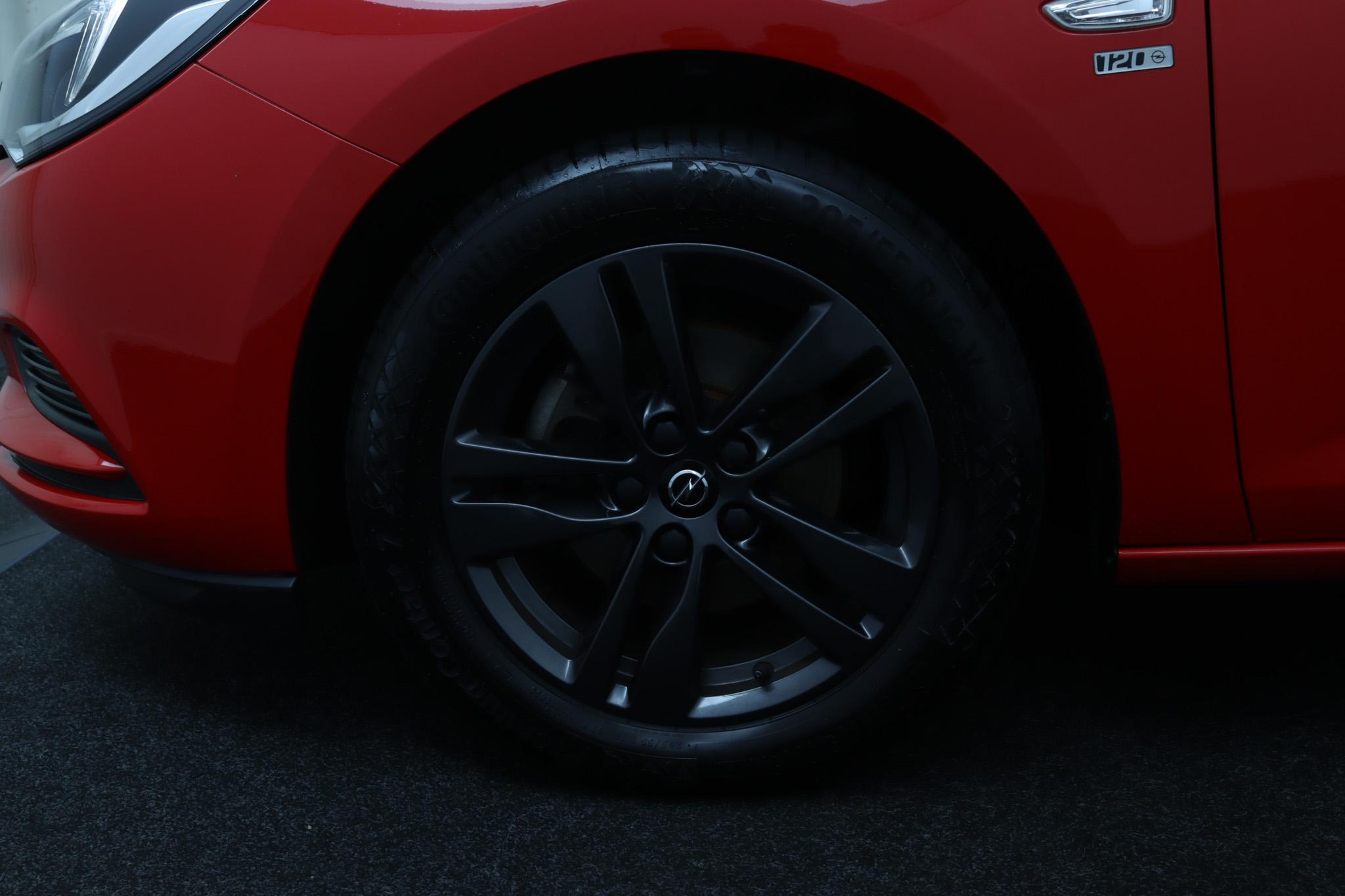 Foto van Opel Astra Sports Tourer