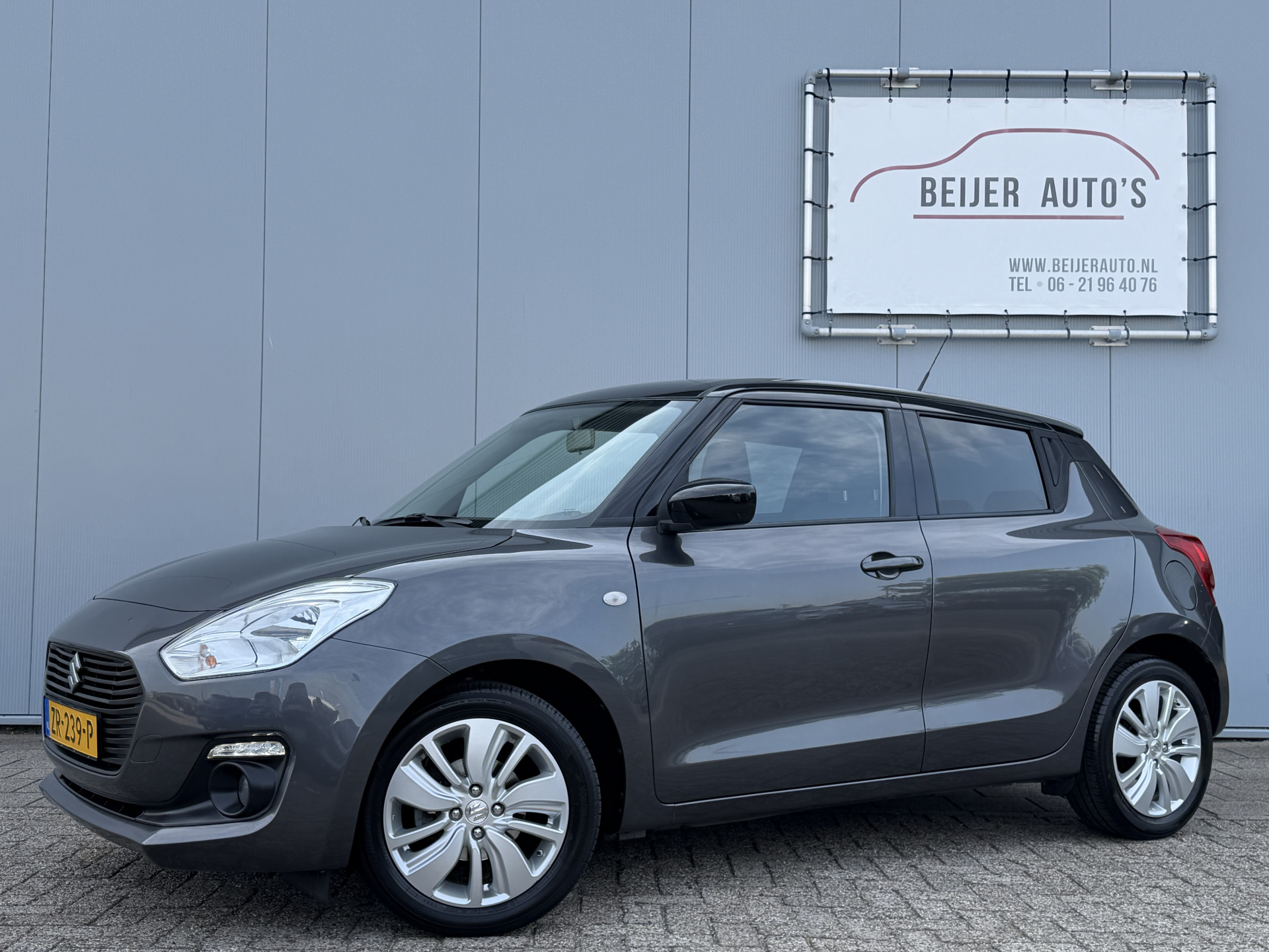 Suzuki Swift 1.2 Select 2019 - voorkant