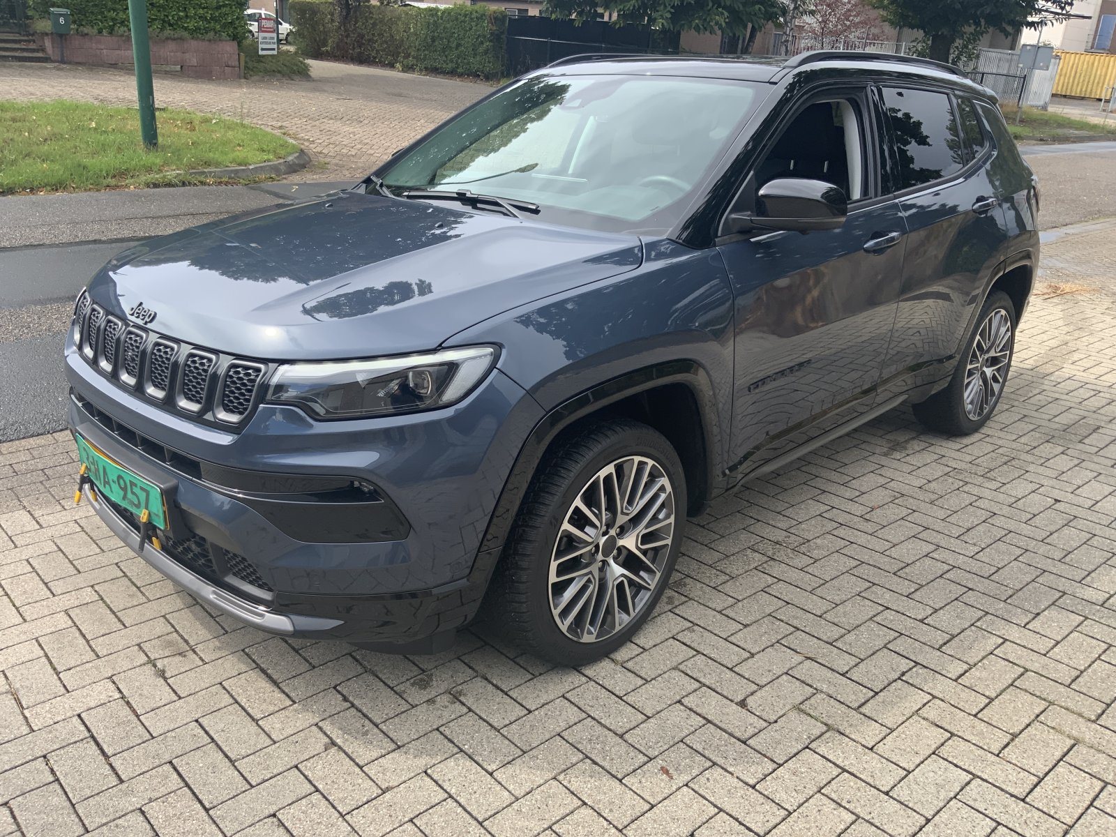 Jeep Compass 1.5T e-Hybrid Alt. 2024 - voorkant