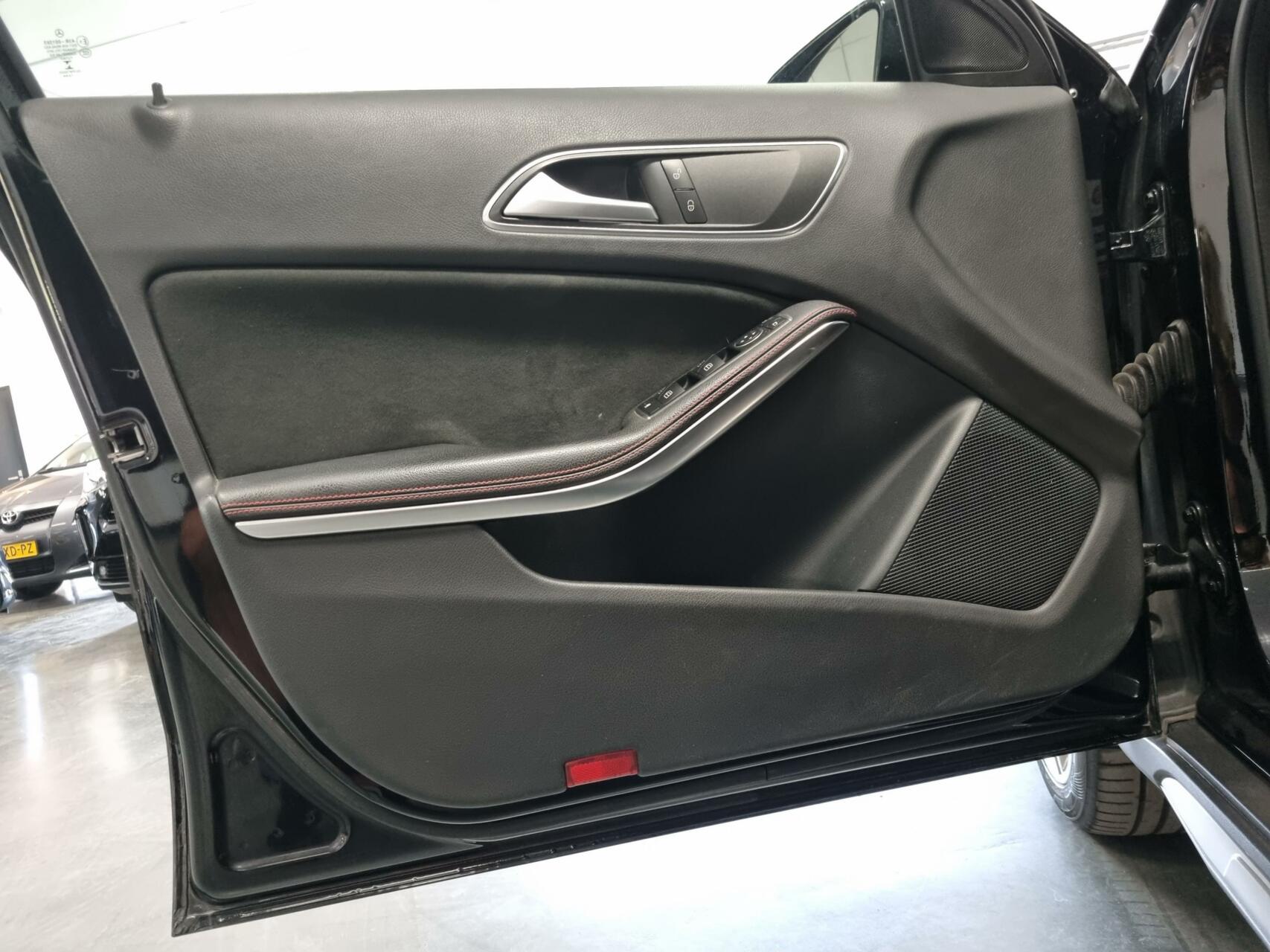 Foto van Mercedes-Benz Gla 200