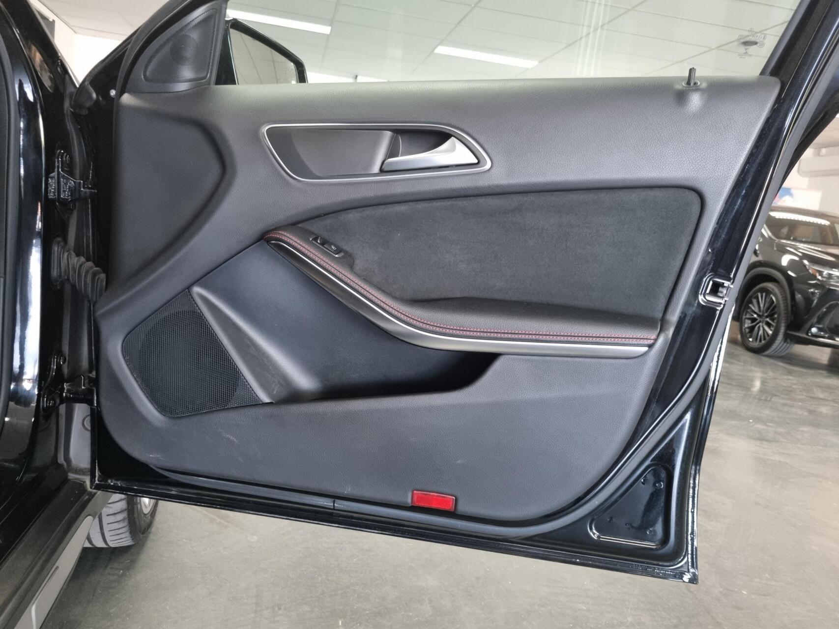Foto van Mercedes-Benz Gla 200
