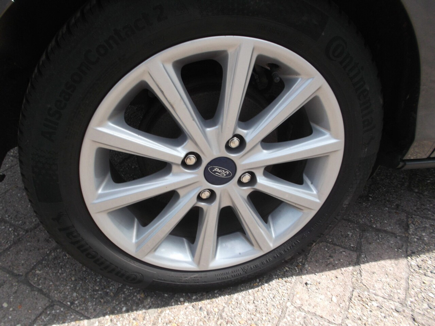 Foto van Ford B-max