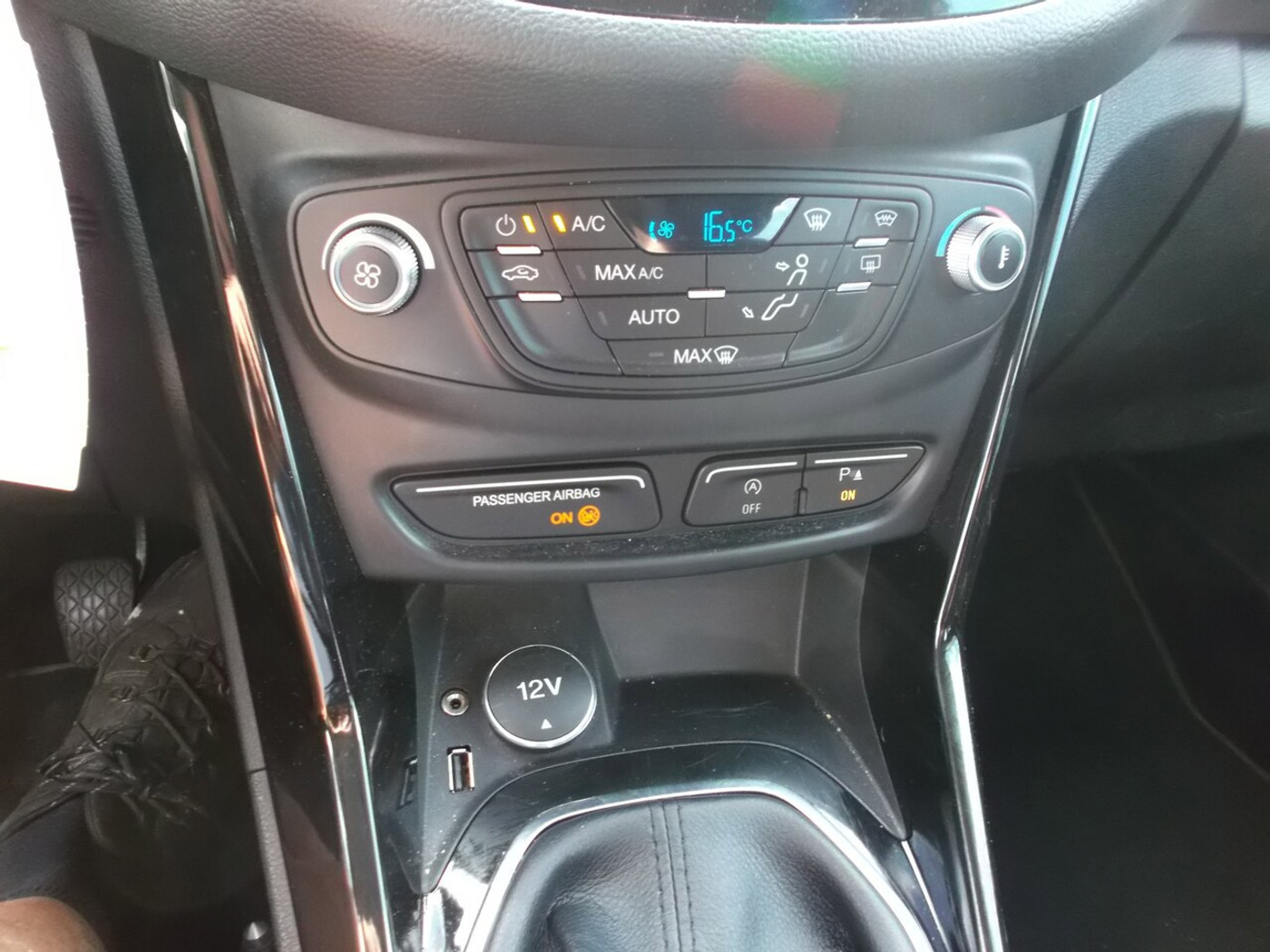 Foto van Ford B-max