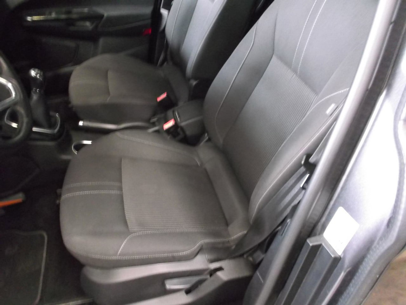 Foto van Ford B-max