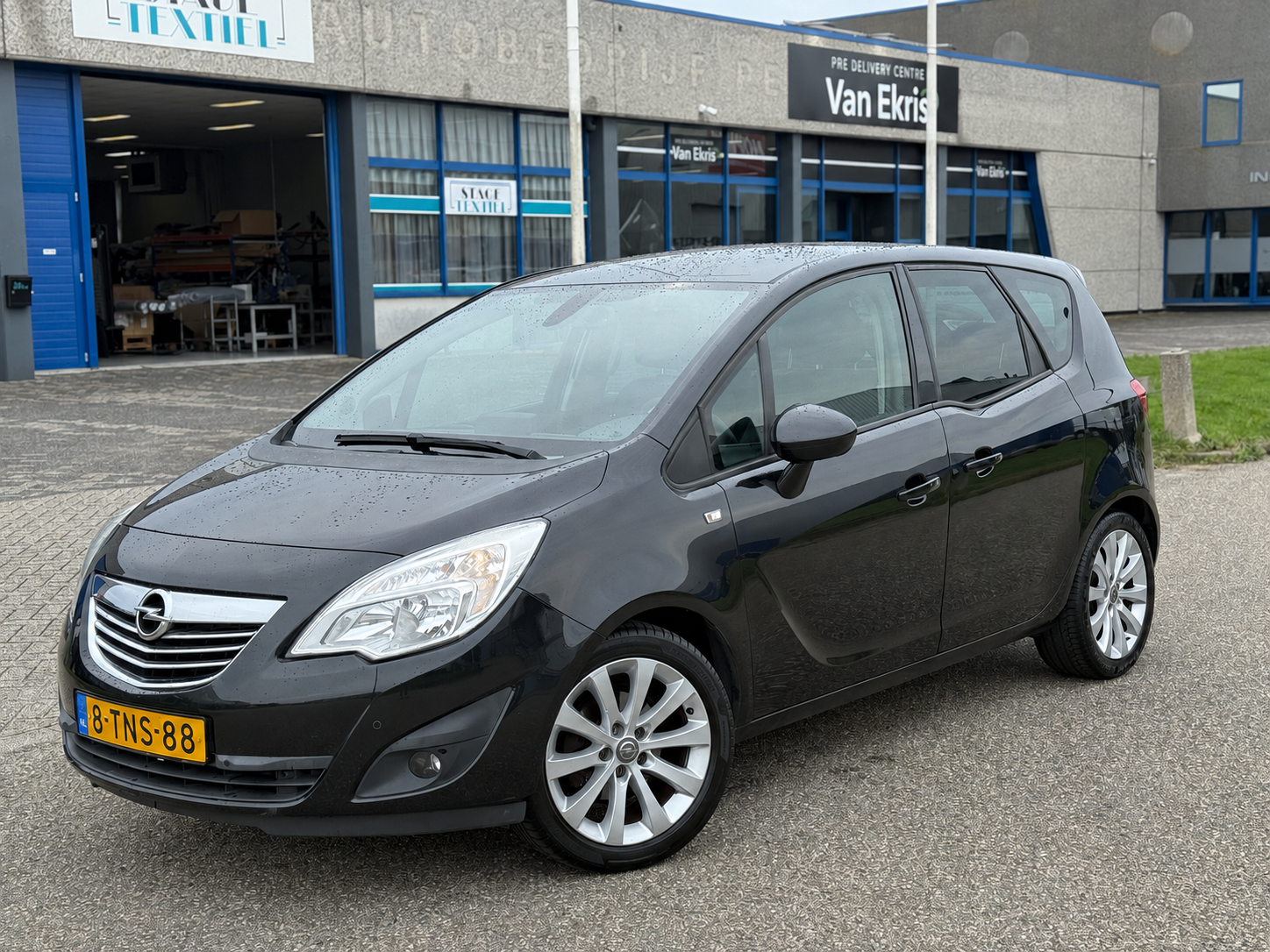 Opel Meriva 1.4 Turbo 2014 Stoelverwarming 4xBanden Trekhaak 2014 - voorkant