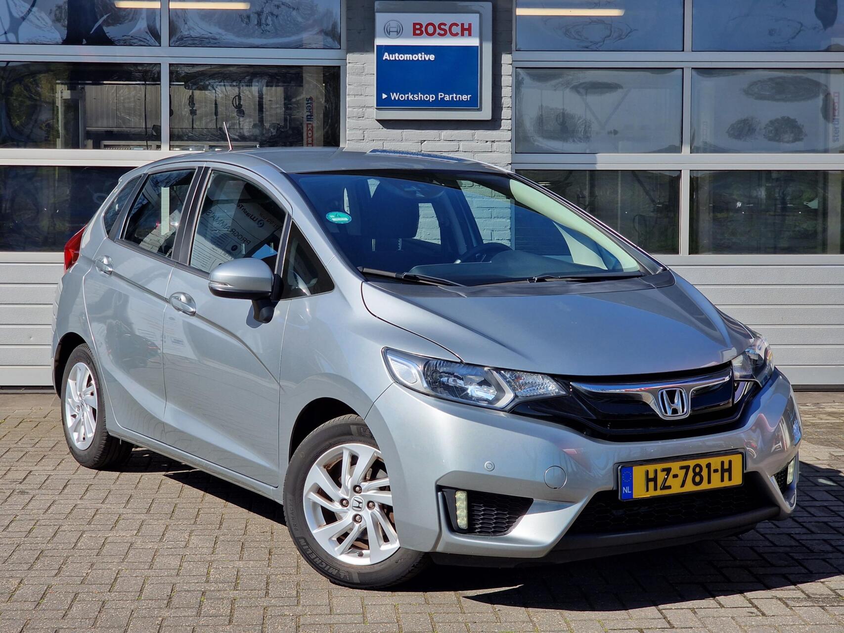 Honda Jazz 1.3 i-VTEC Comfort|Airco|Cruise-control|eerste-eigenaar| 2016 - voorkant