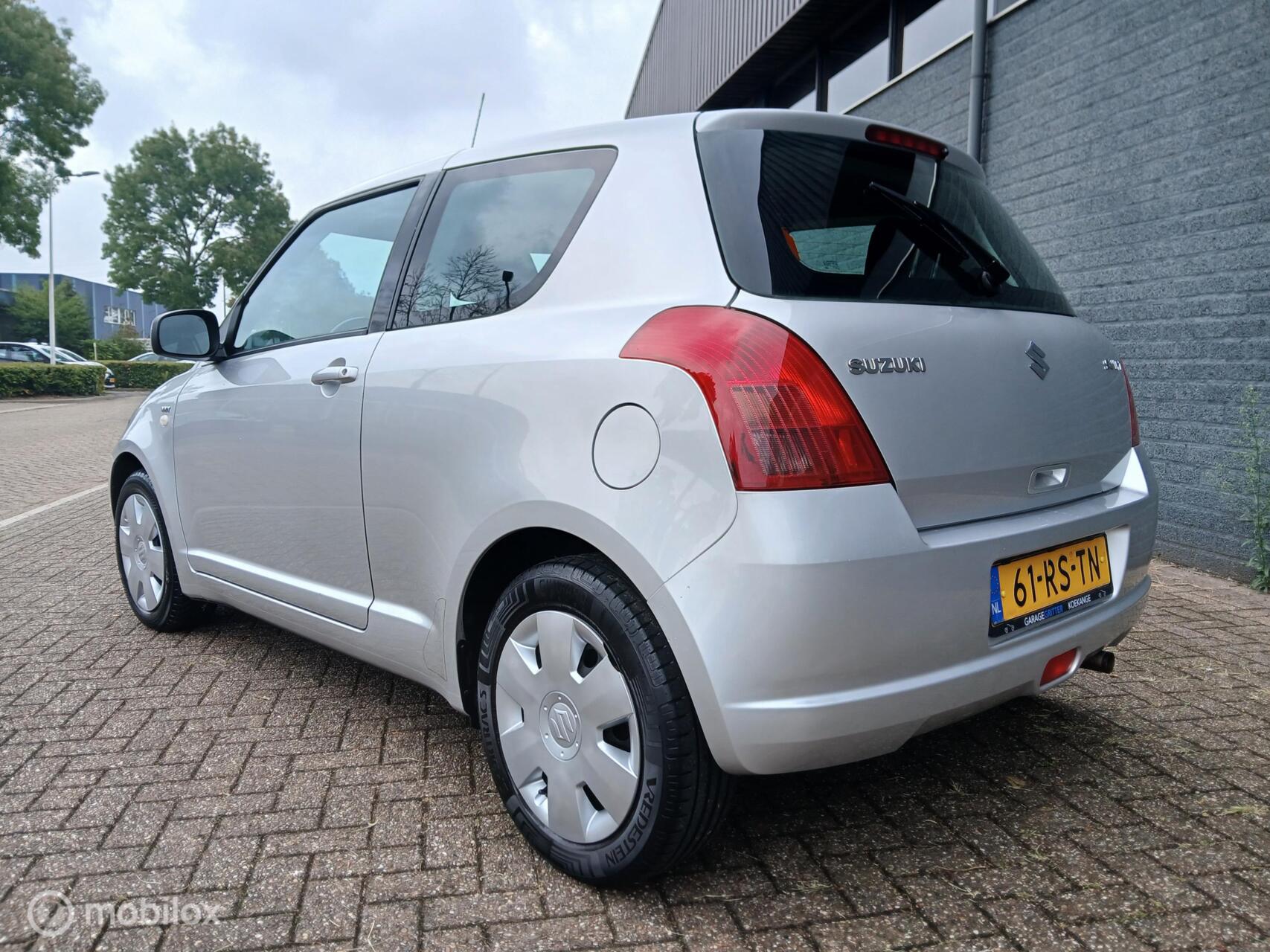 Foto van Suzuki Swift