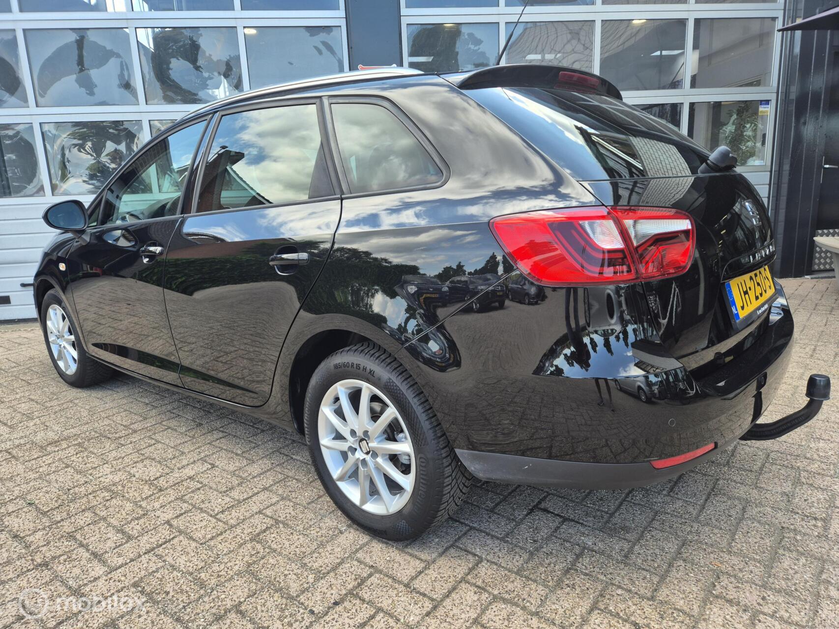 Foto van Seat Ibiza ST
