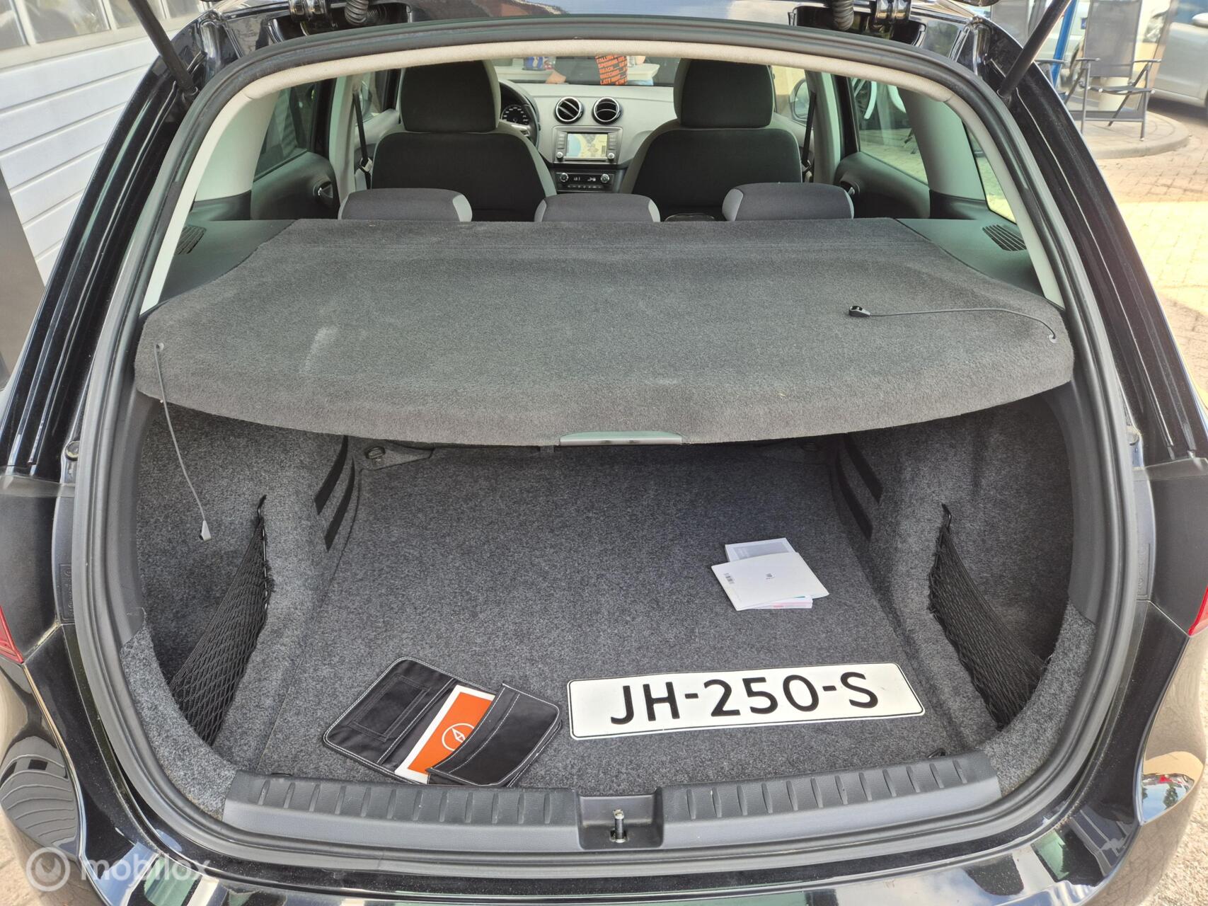 Foto van Seat Ibiza ST