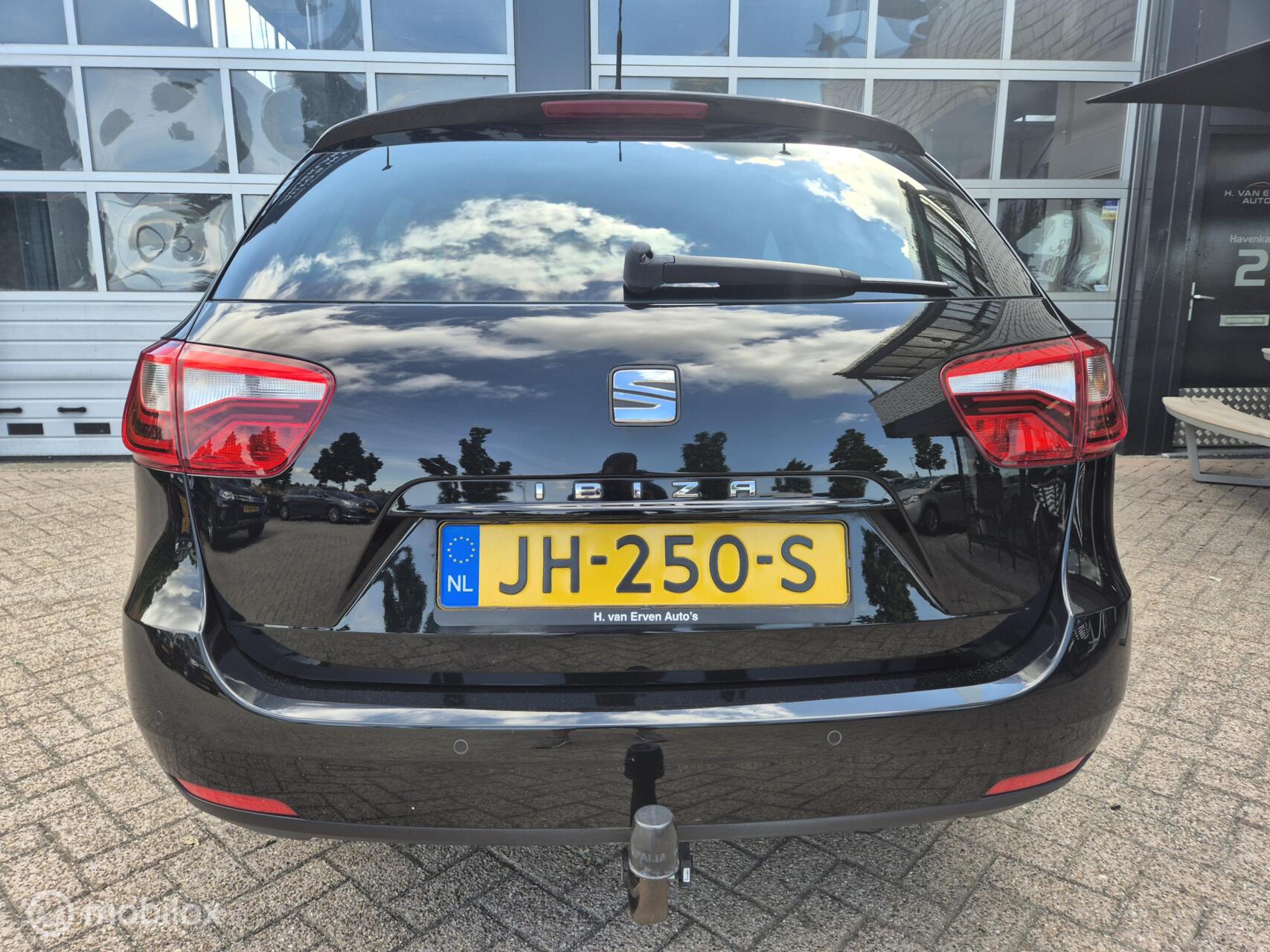 Foto van Seat Ibiza ST