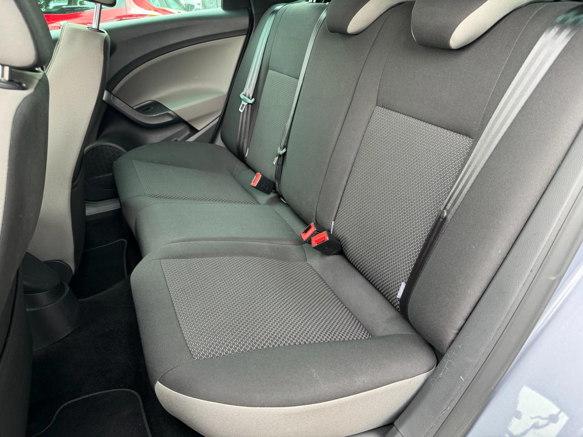 Foto van Seat Ibiza ST