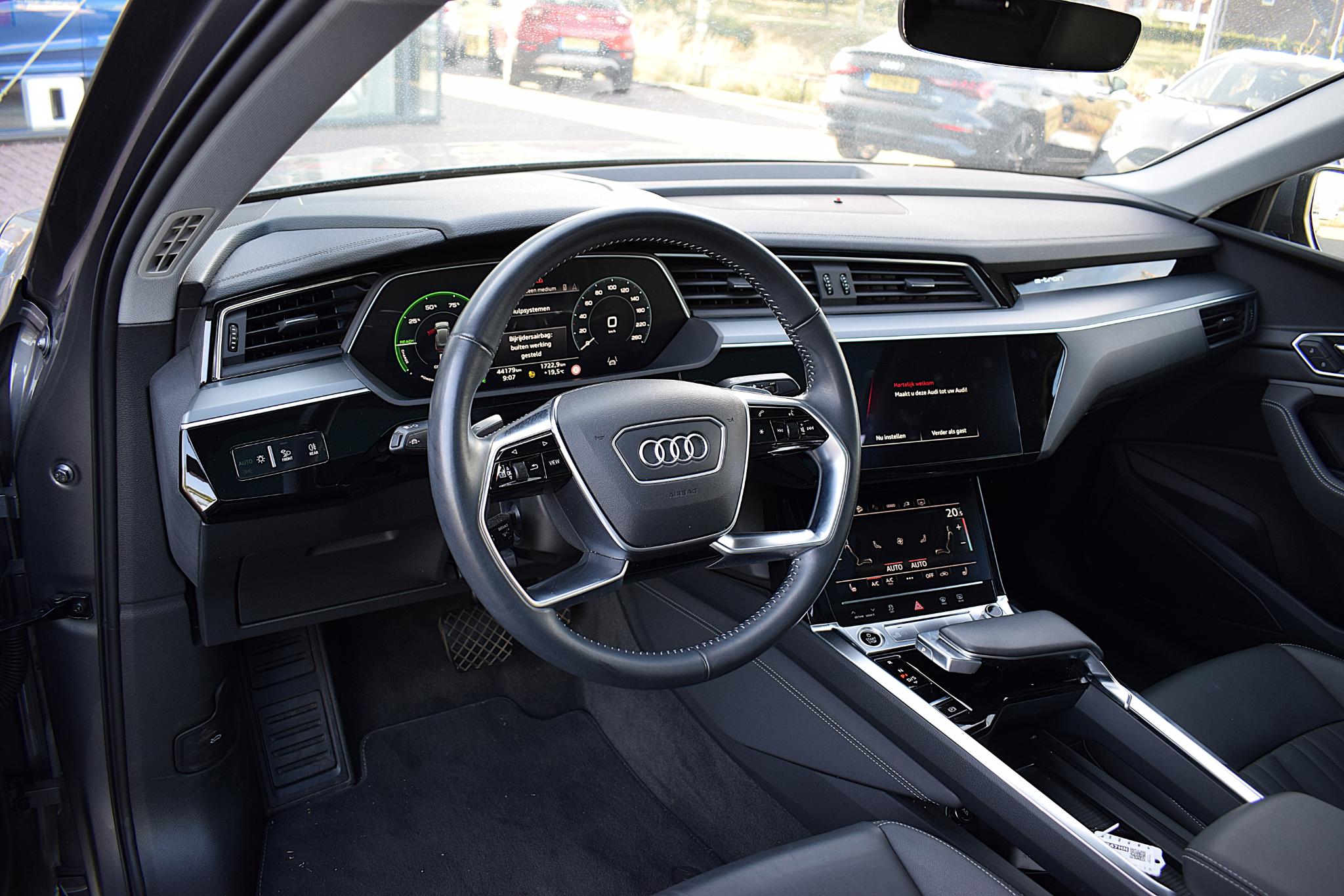 Foto van Audi E-tron Sportback 50