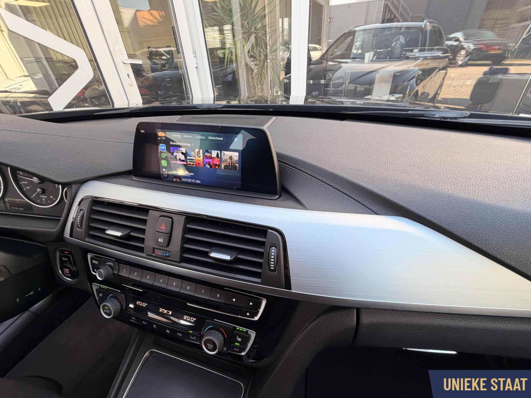 Foto van BMW 320i