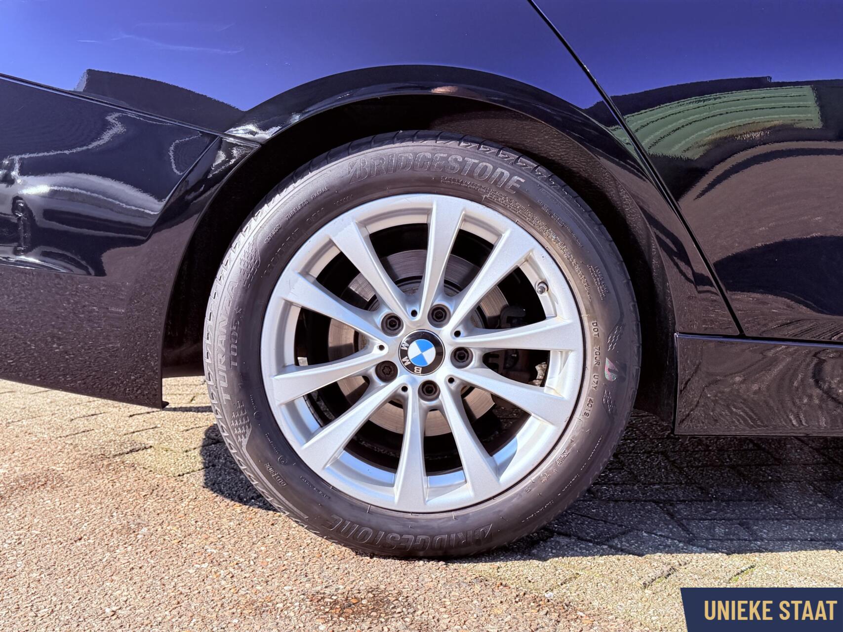 Foto van BMW 320i