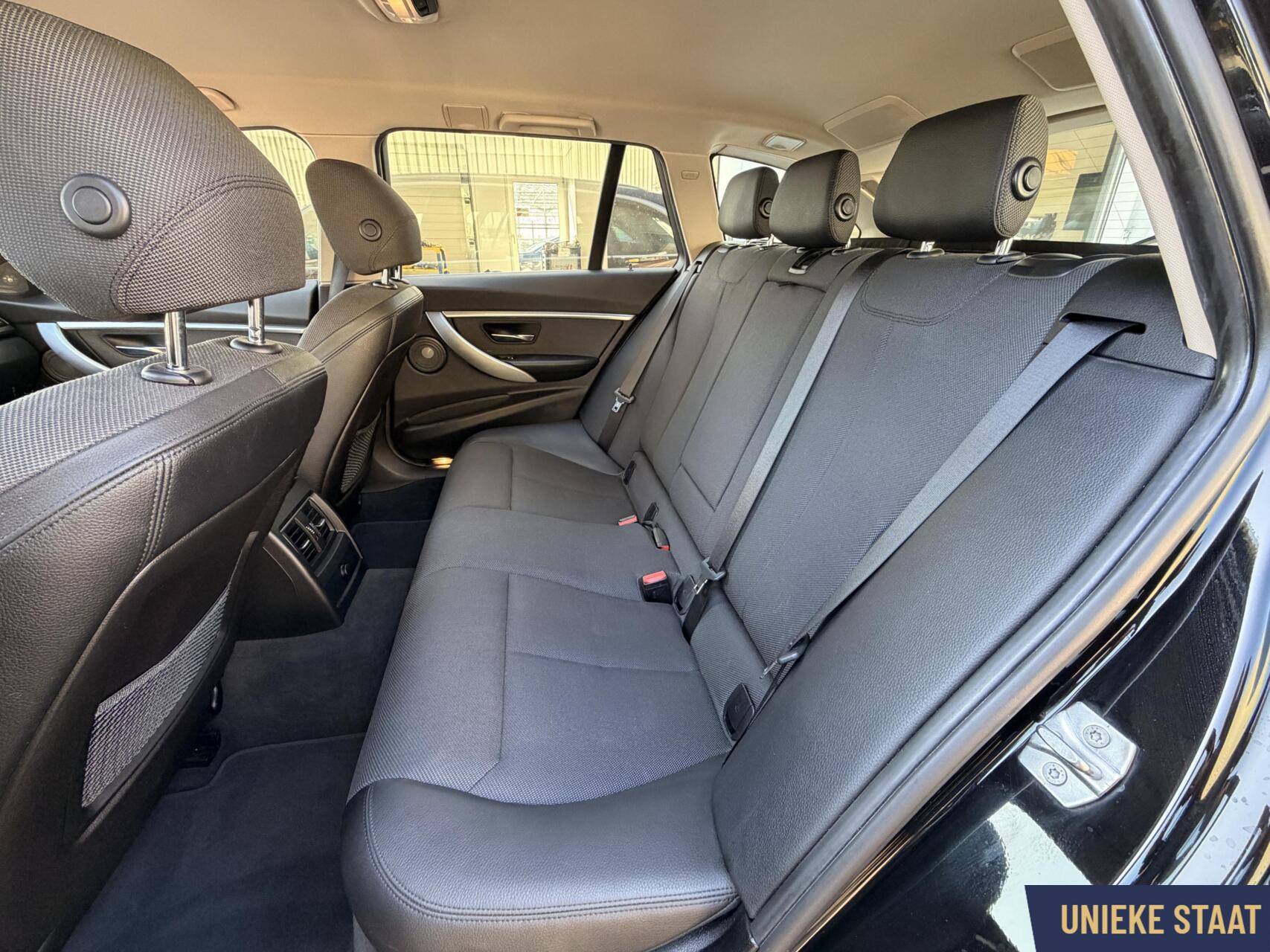 Foto van BMW 320i