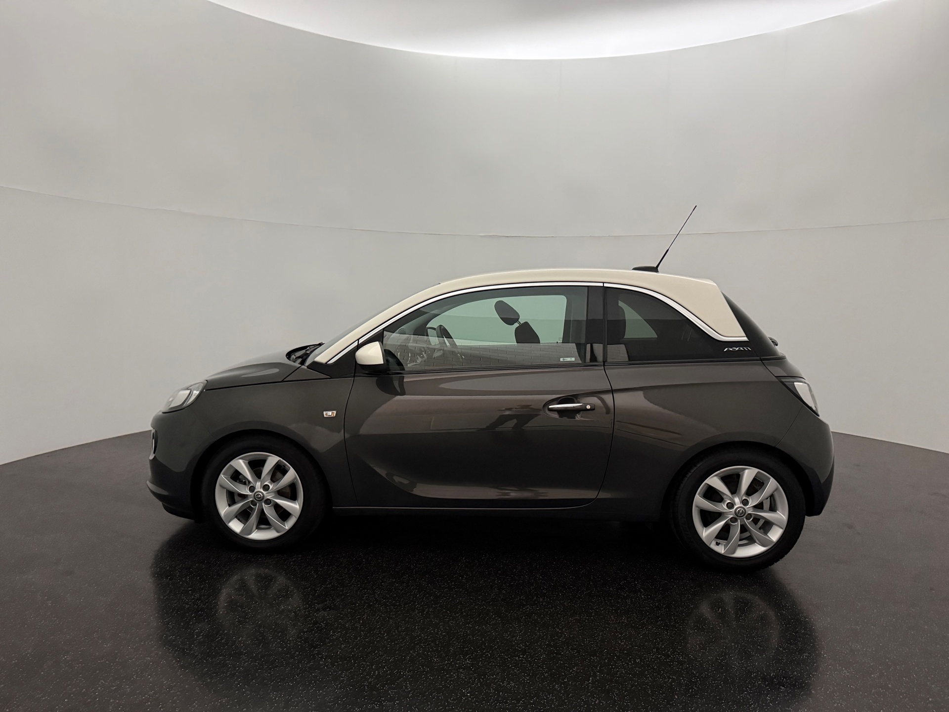 Foto van Opel Adam