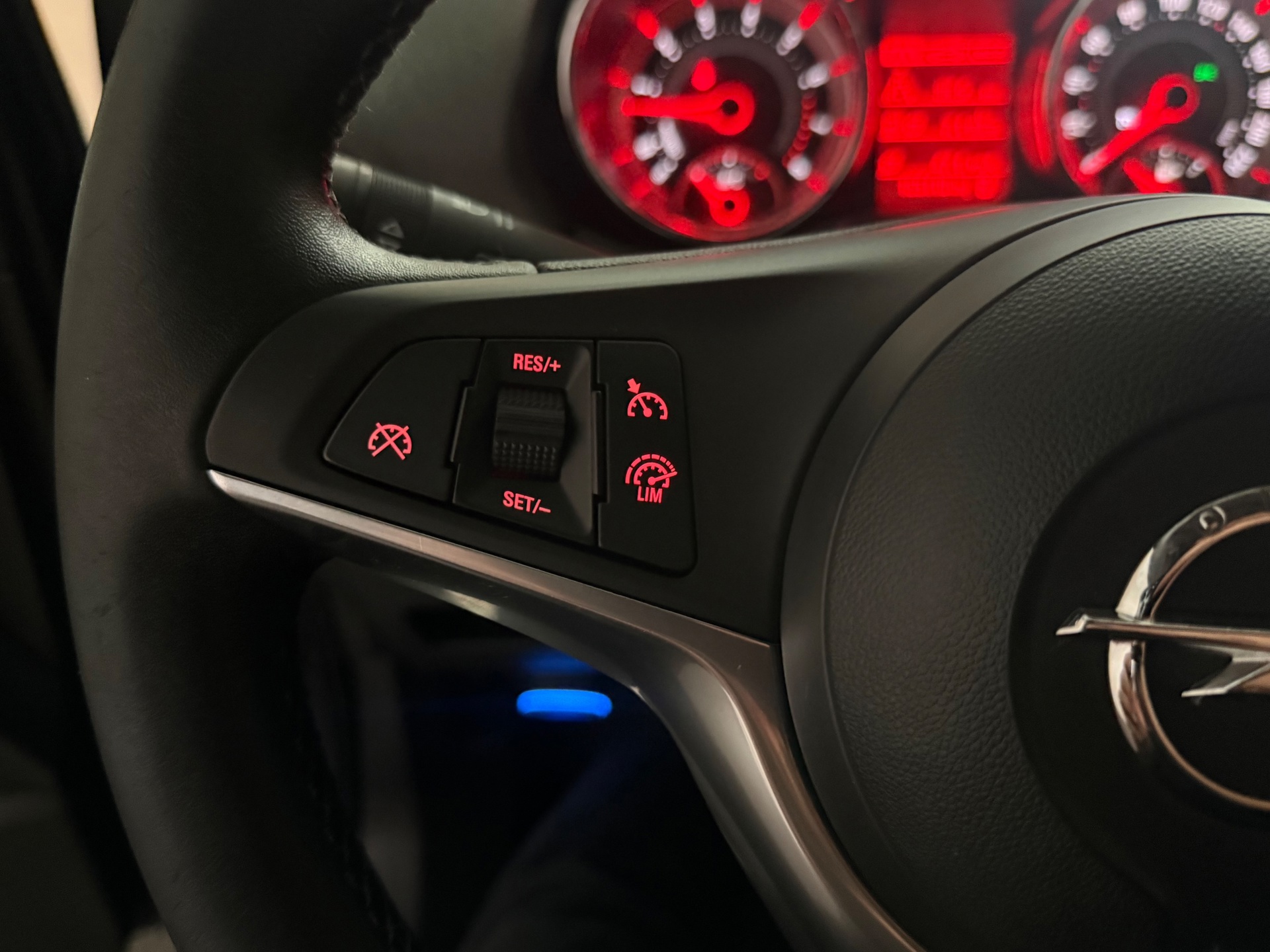 Foto van Opel Adam