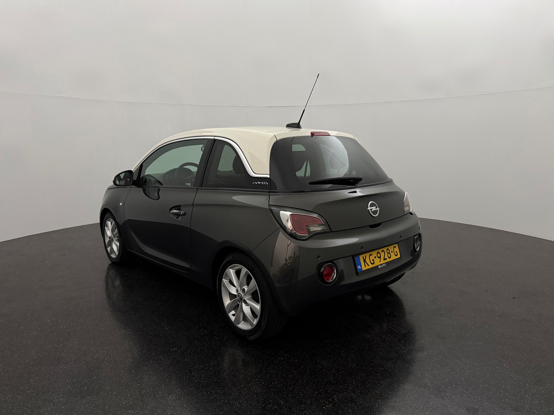 Foto van Opel Adam
