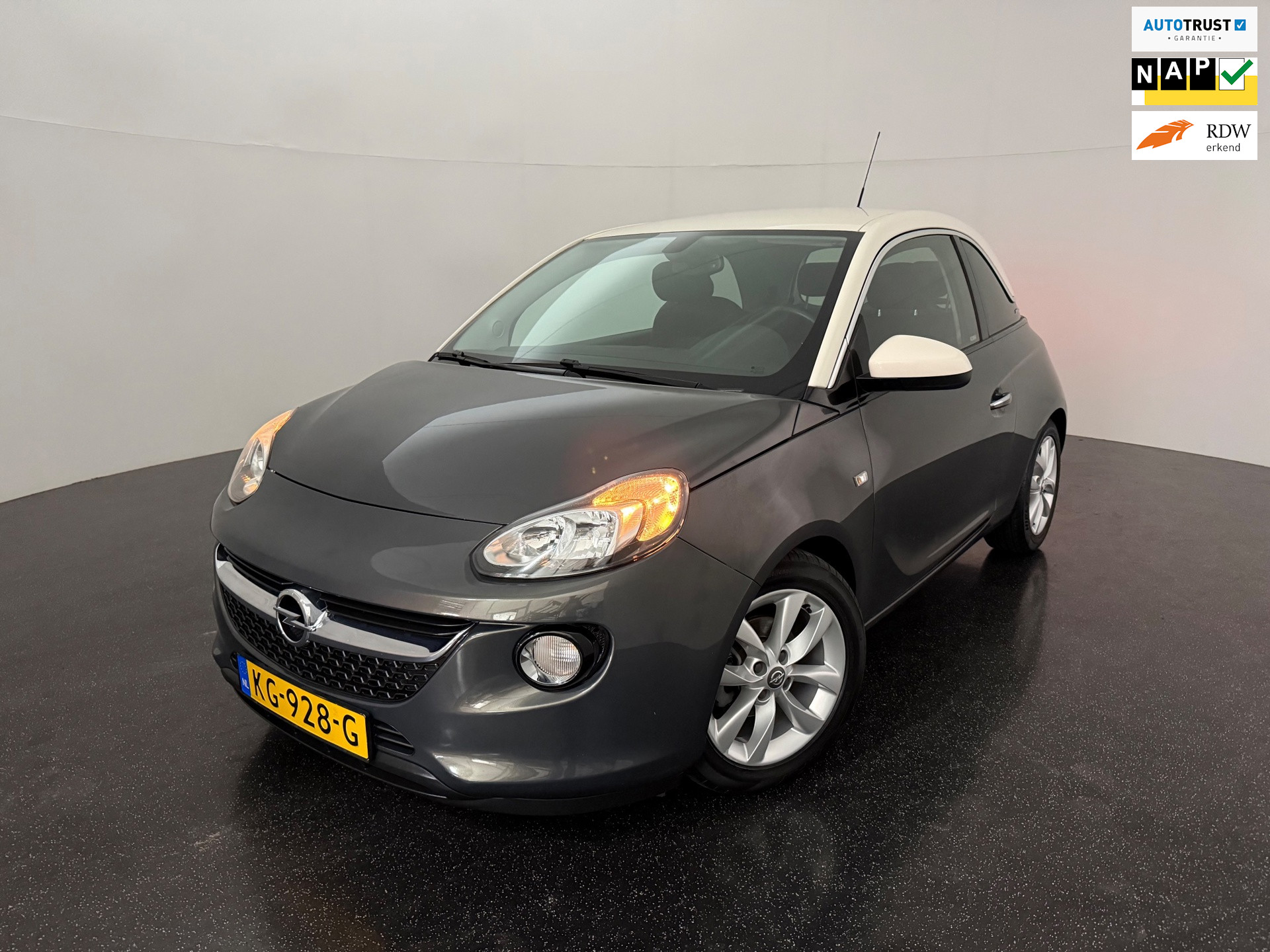 Opel Adam 1.0 Turbo Unlimited 2016 - voorkant