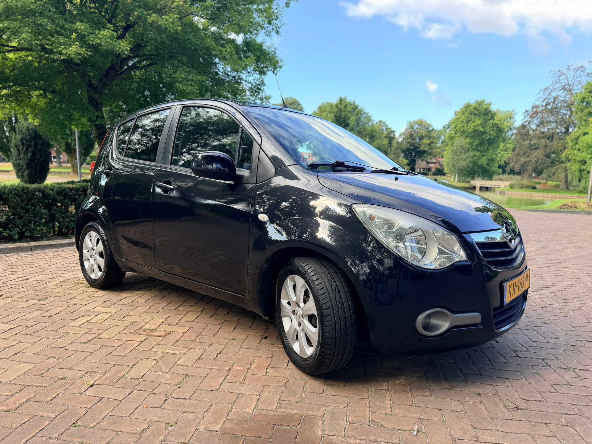 Foto van Opel Agila