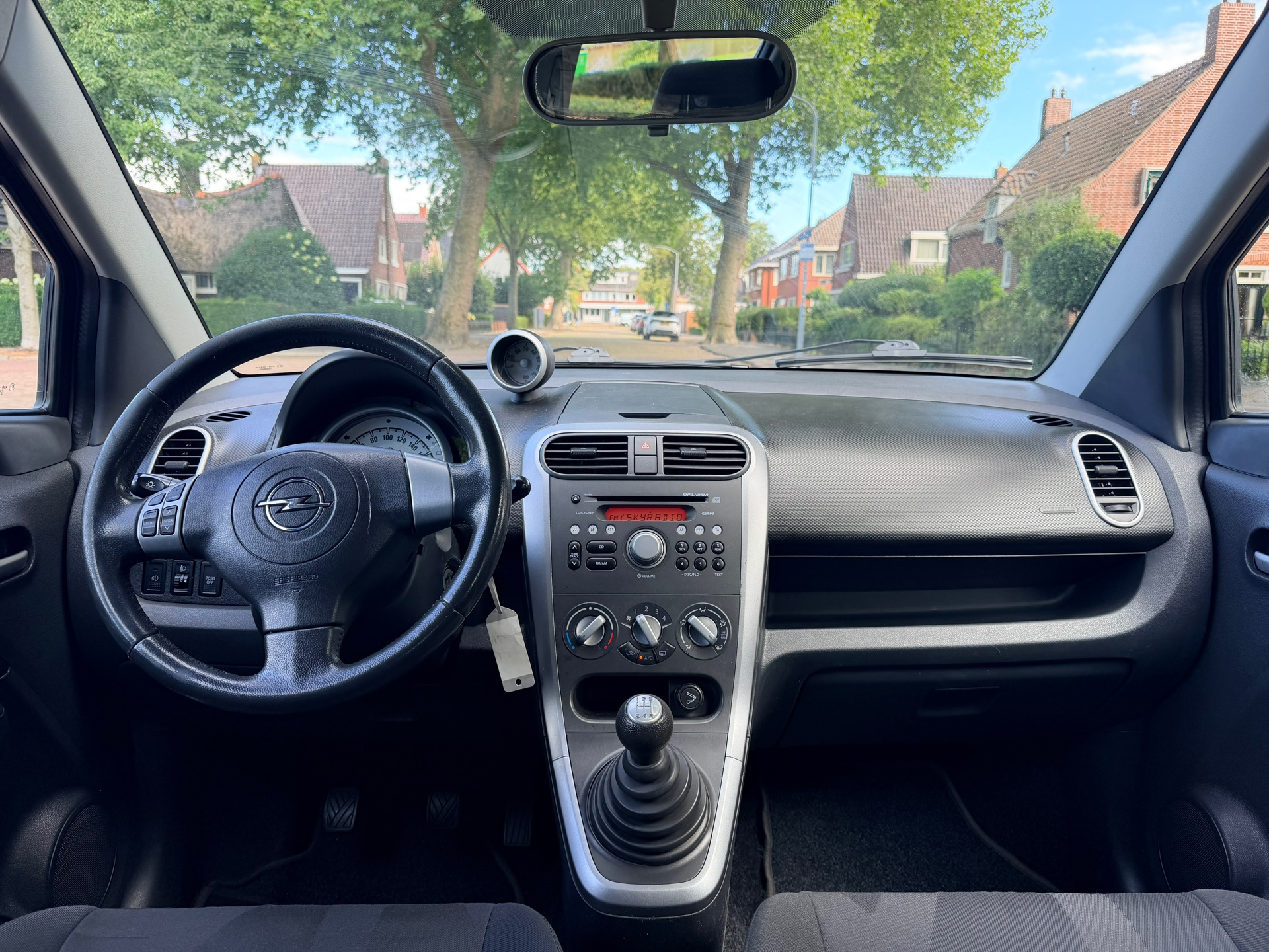 Foto van Opel Agila
