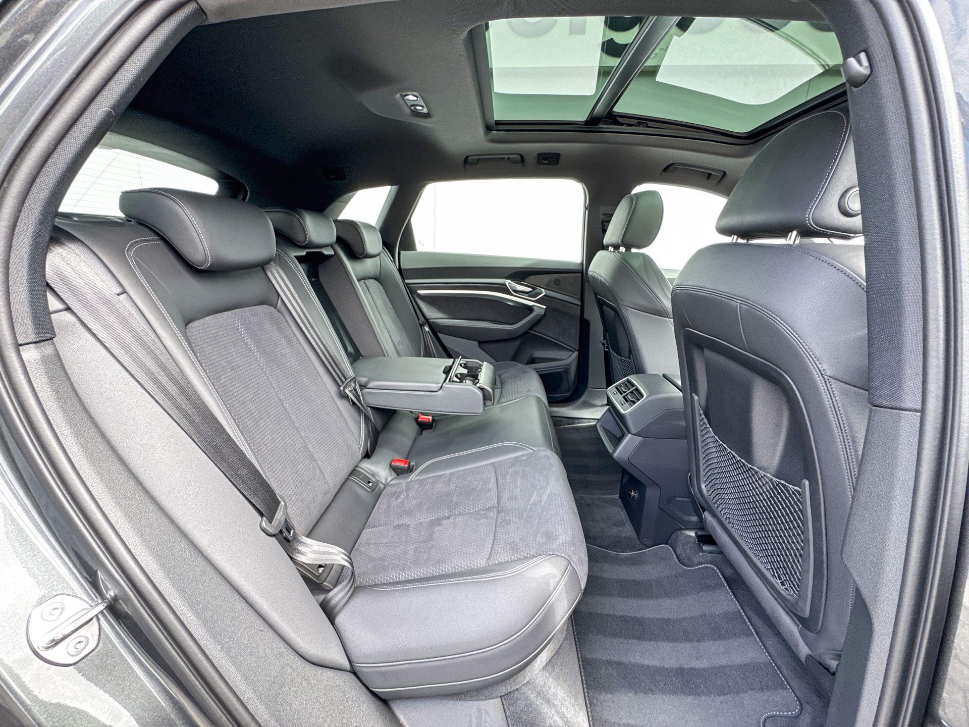 Foto van Audi E-tron 55