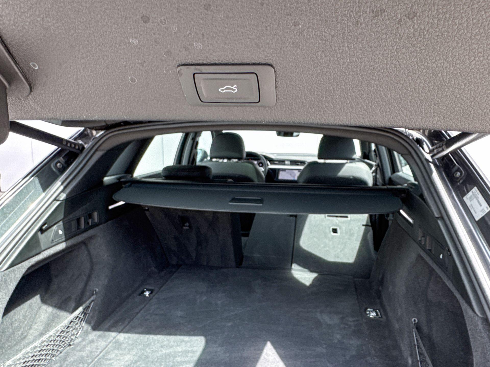 Foto van Audi E-tron 55