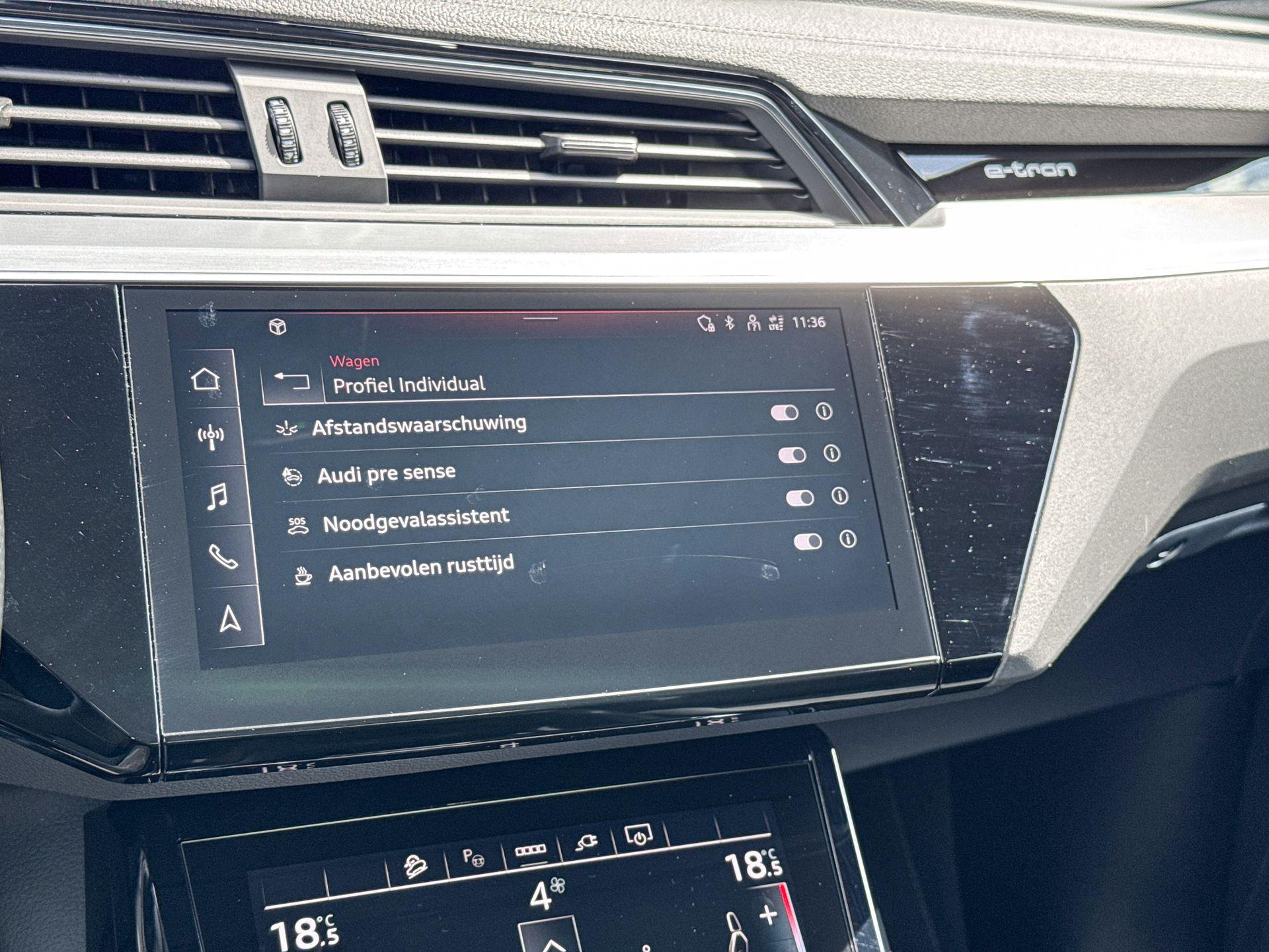 Foto van Audi E-tron 55