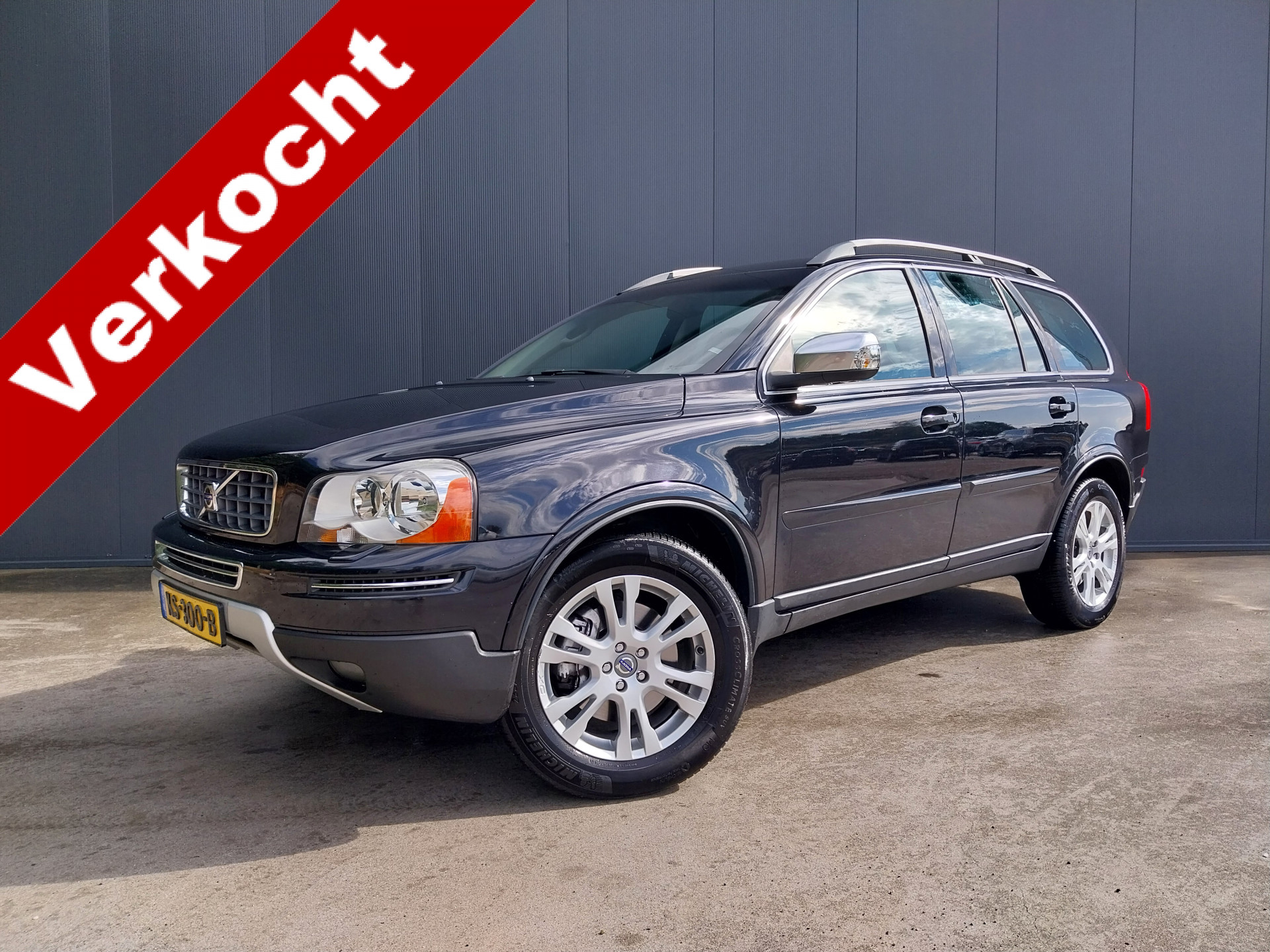 Volvo Xc90 3.2 Summum 7 PERSOONS ELEK SCHUIF KANTEL DAK ECC TREKHAAK XENON LEER CRUISE 2007 - voorkant