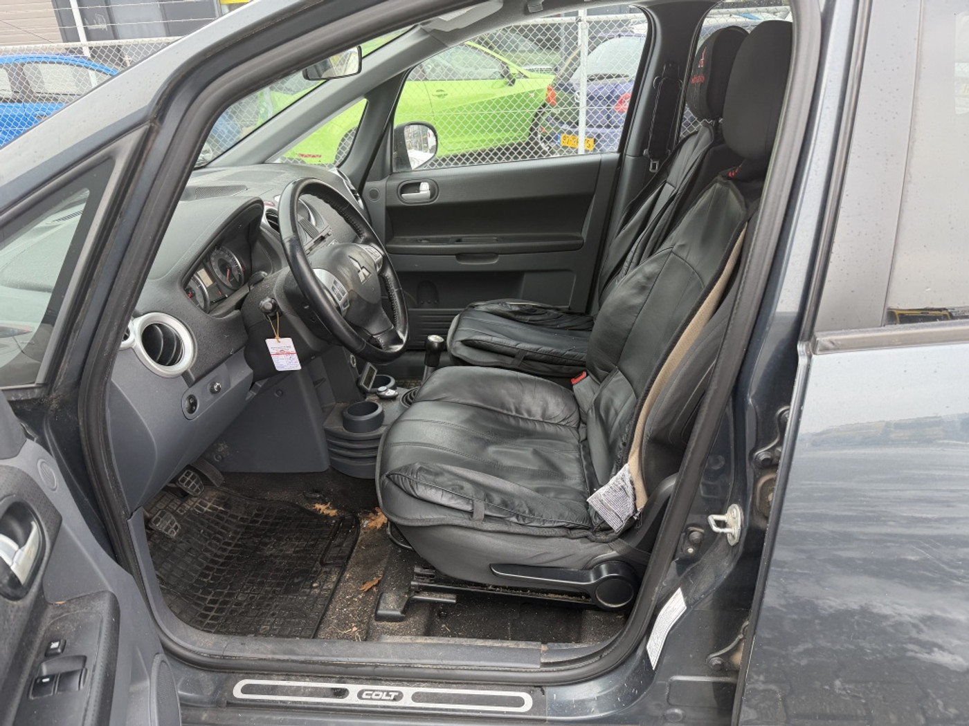 Foto van Mitsubishi Mitsubishi Colt