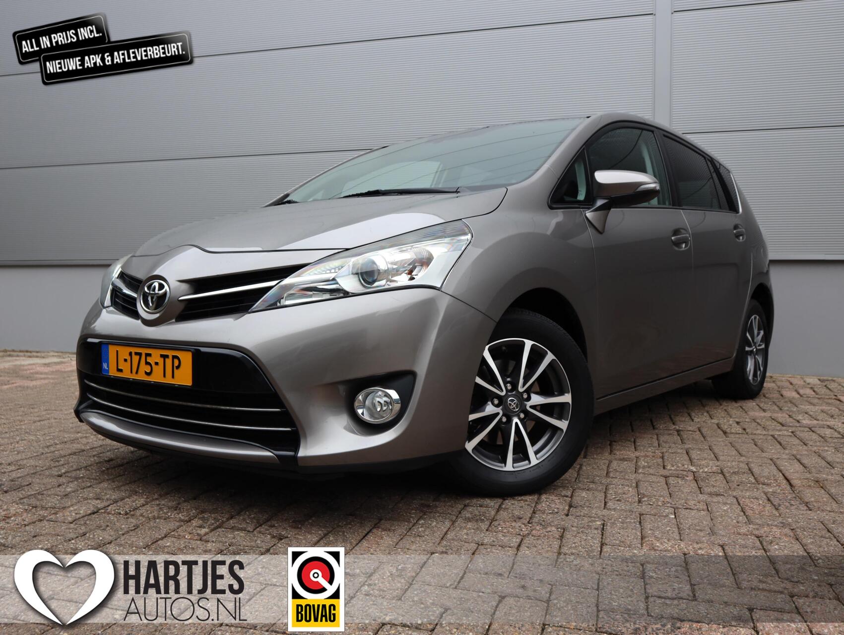 Toyota Toyota Verso 1.6 VVT-i Aspiration (Vol-Opties!) 2015 - voorkant