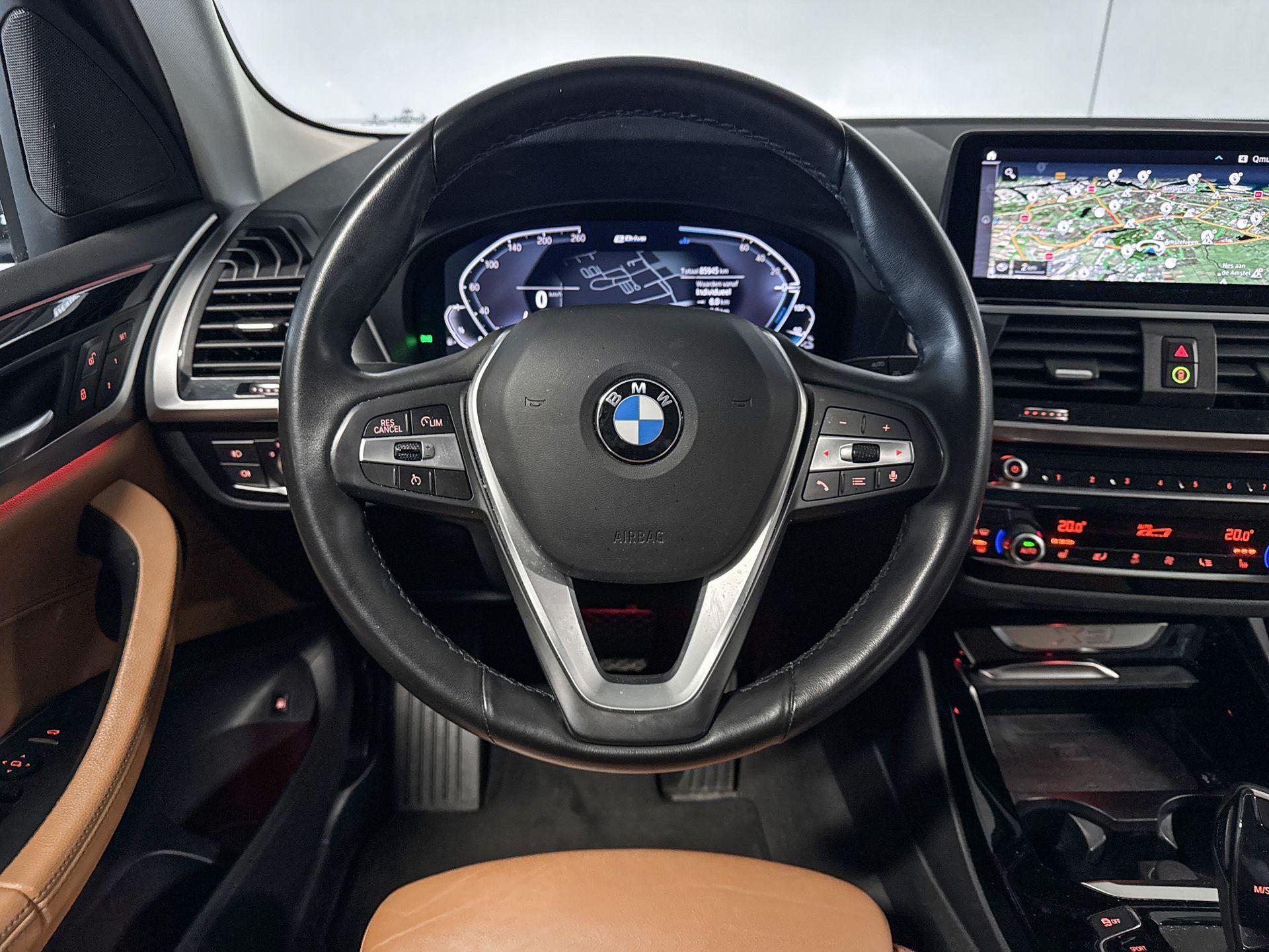 Foto van BMW X3 Xdrive30e