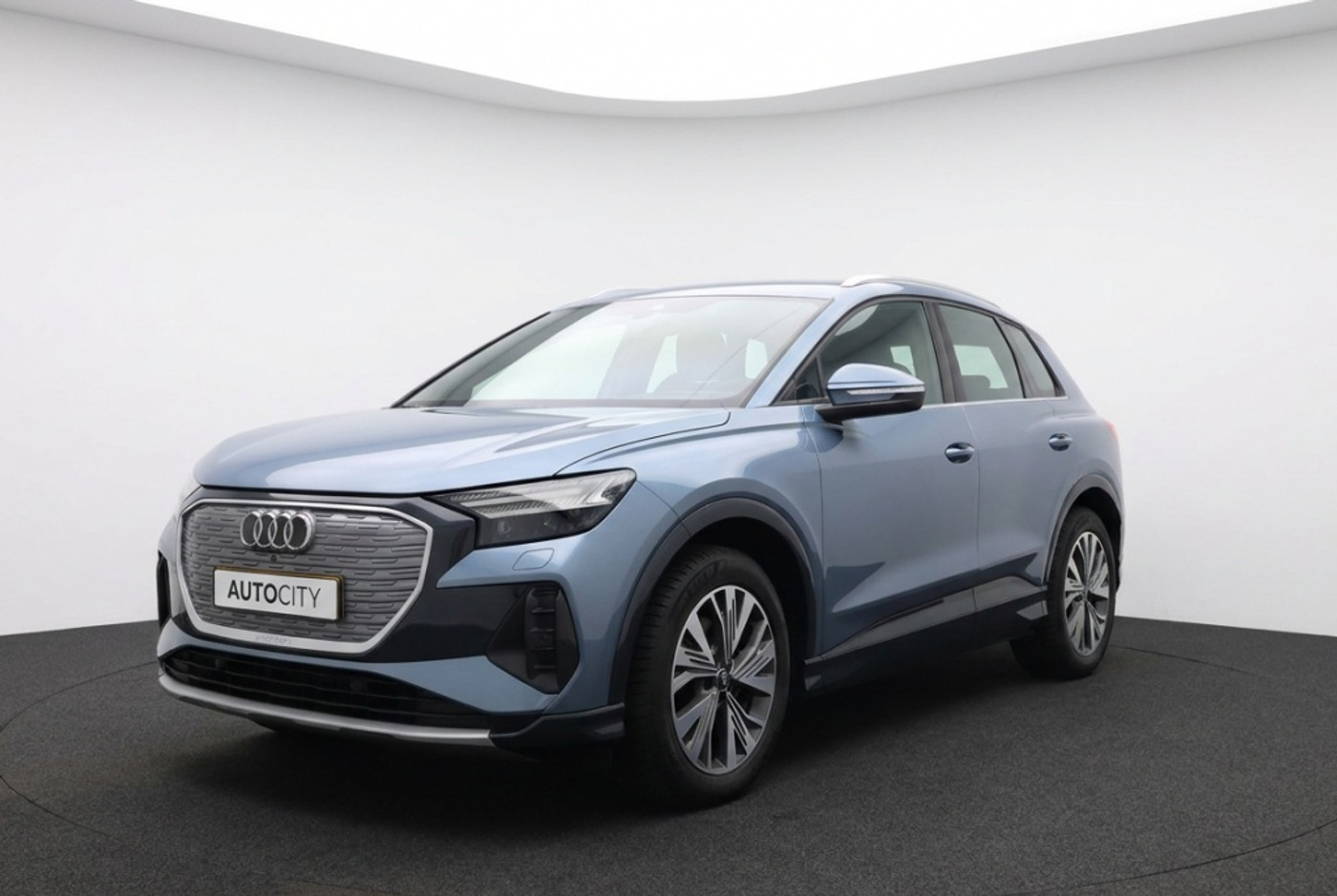 Audi Q4 E-tron 35 Launch edition Advanced 55 kWh 2021 - voorkant