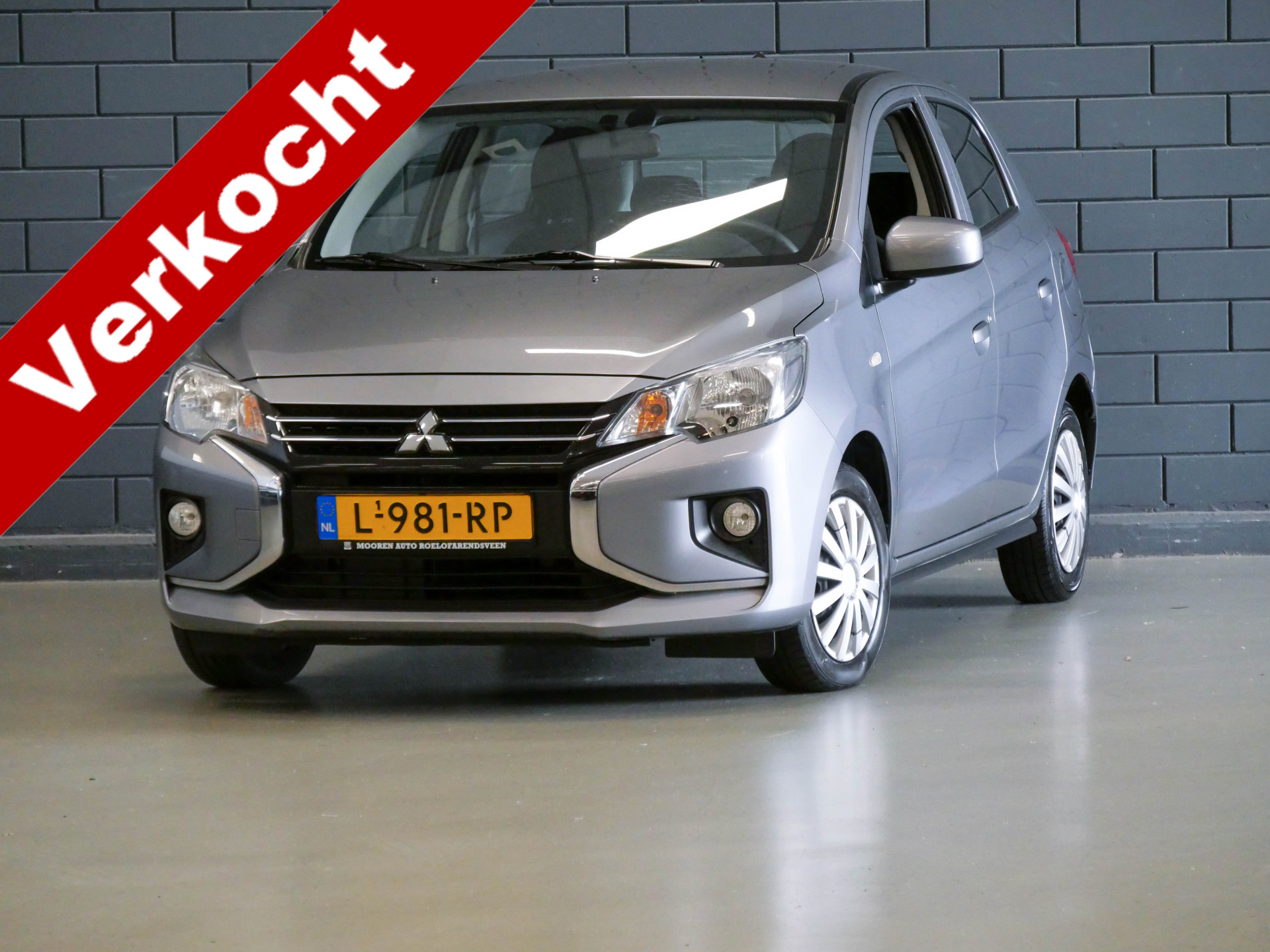 Mitsubishi Mitsubishi Space Star 1.2 Cool+ 2021 - voorkant