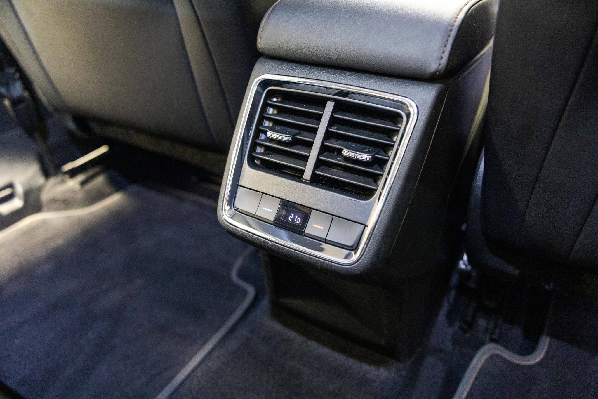 Foto van Skoda Enyaq 80