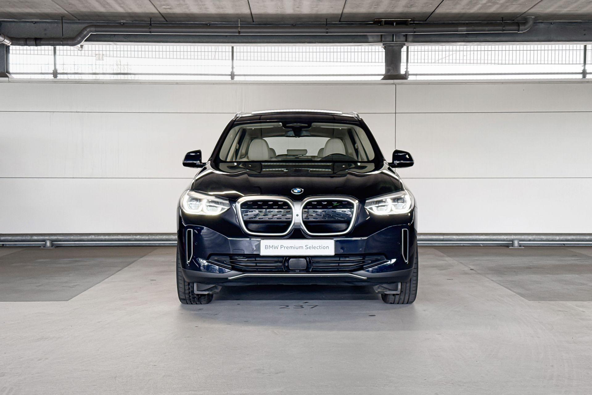 Foto van BMW Ix3