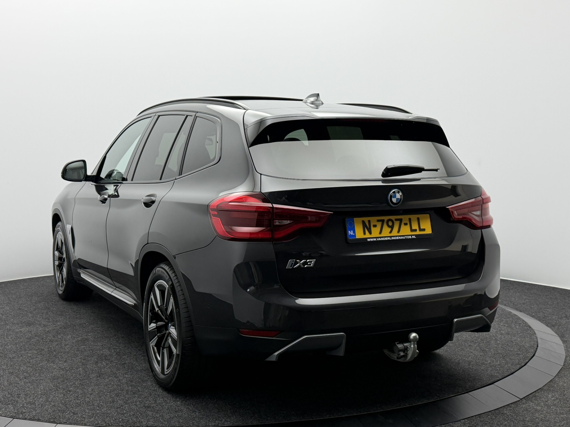 Foto van BMW Ix3