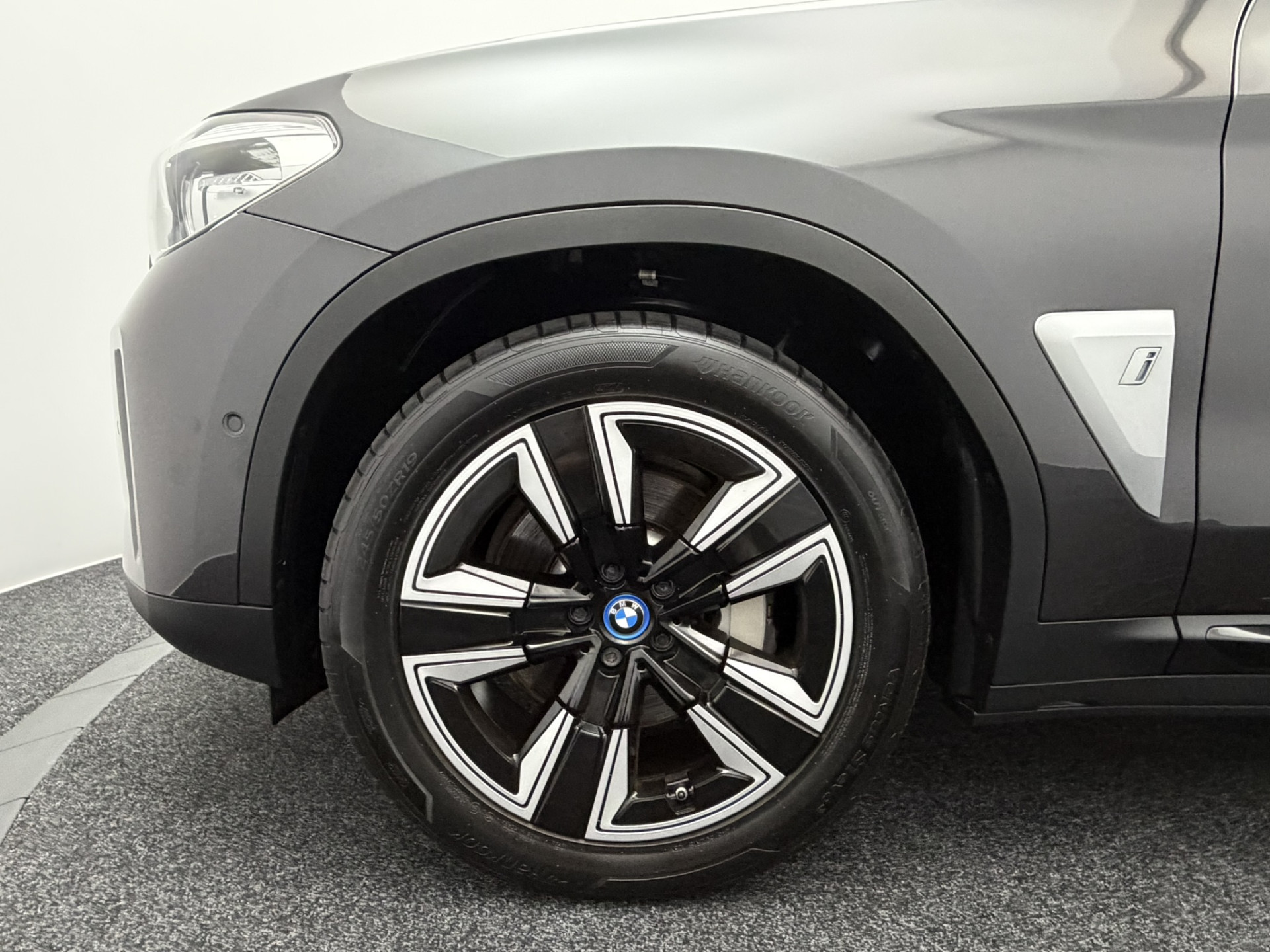 Foto van BMW Ix3