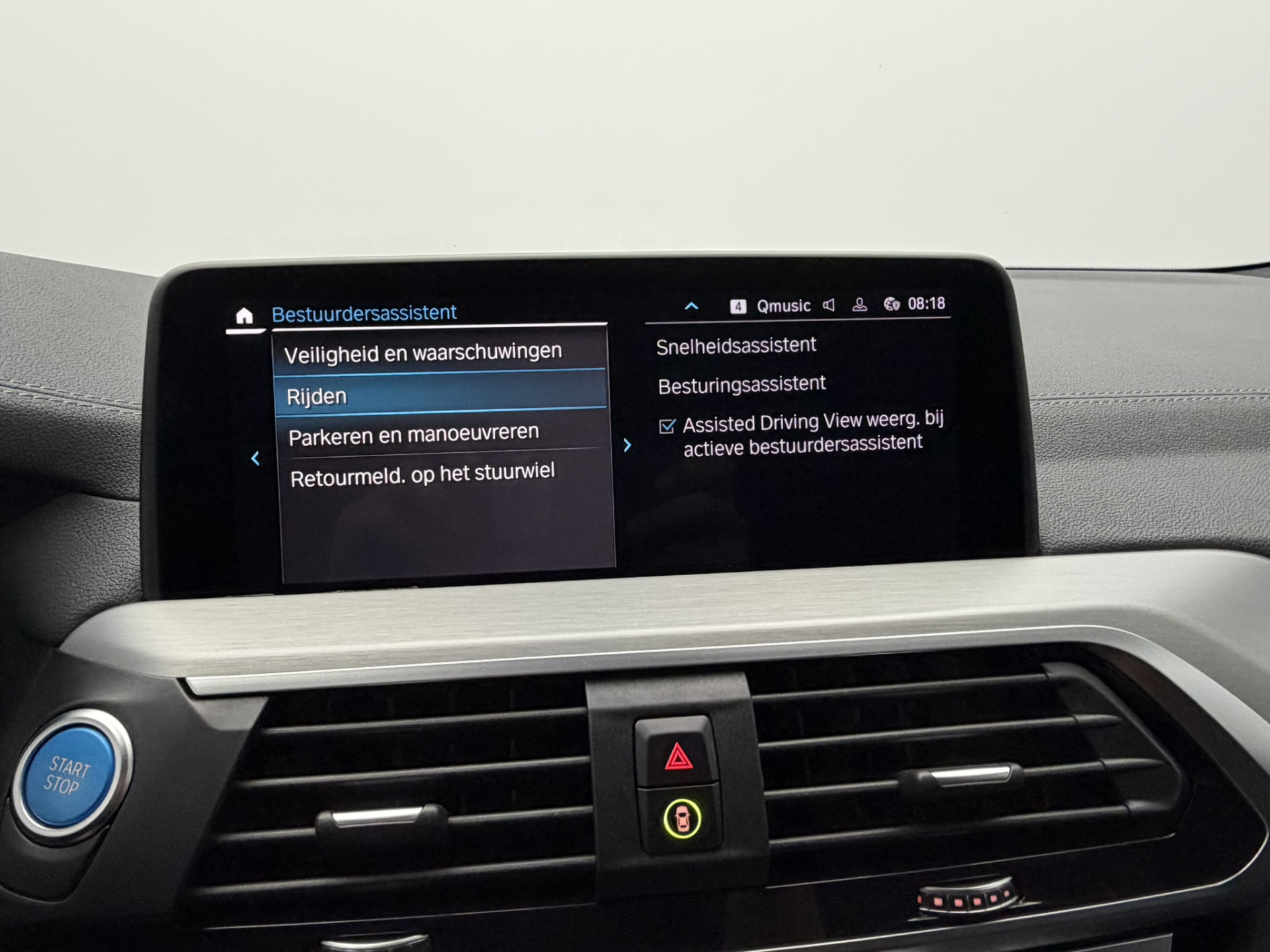 Foto van BMW Ix3