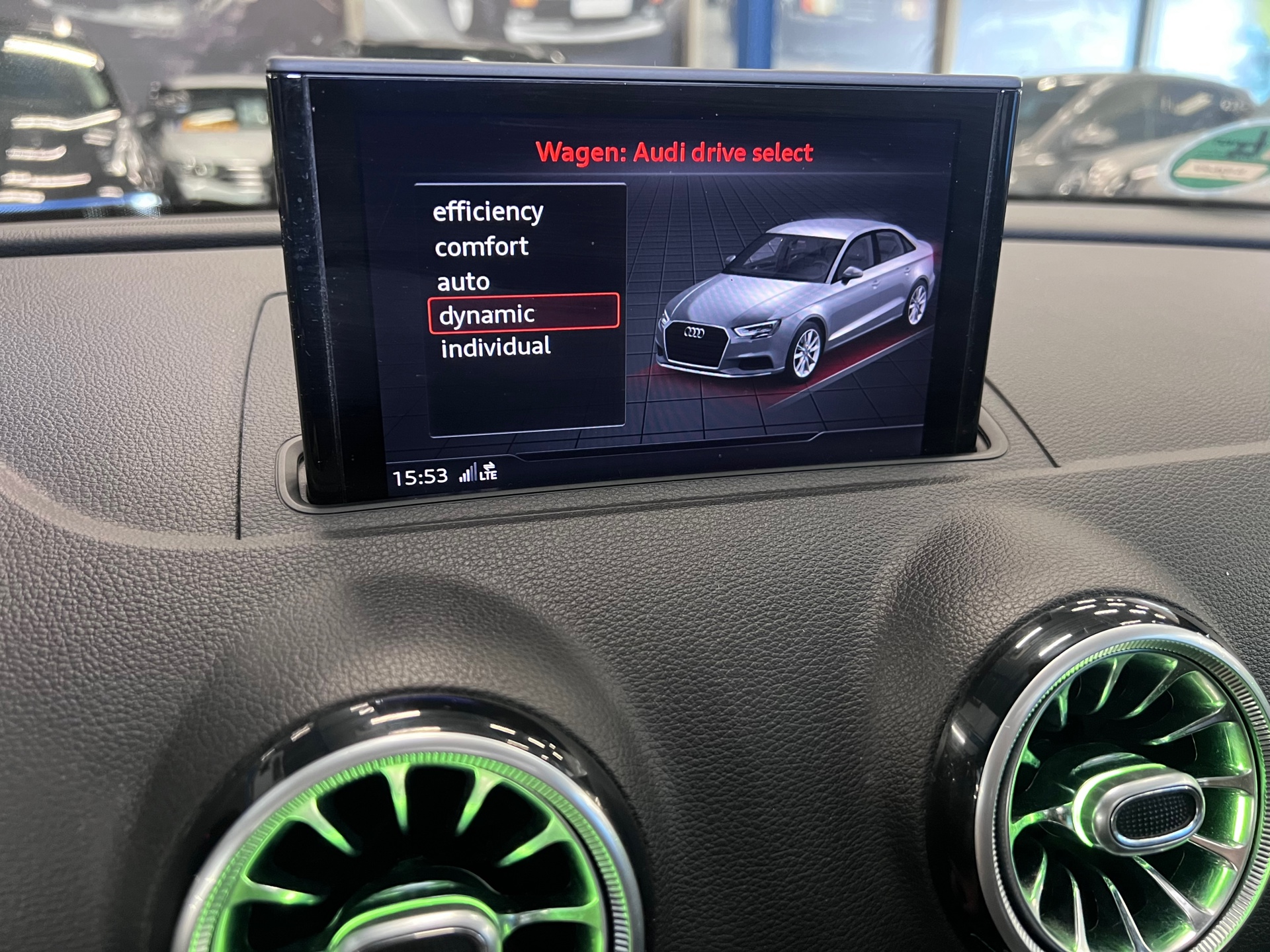 Foto van Audi A3 Limousine