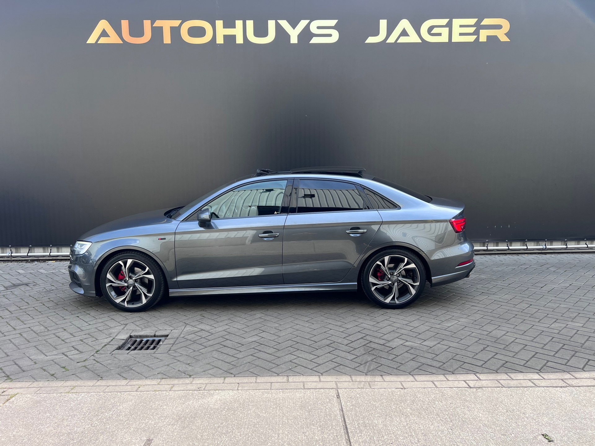 Foto van Audi A3 Limousine