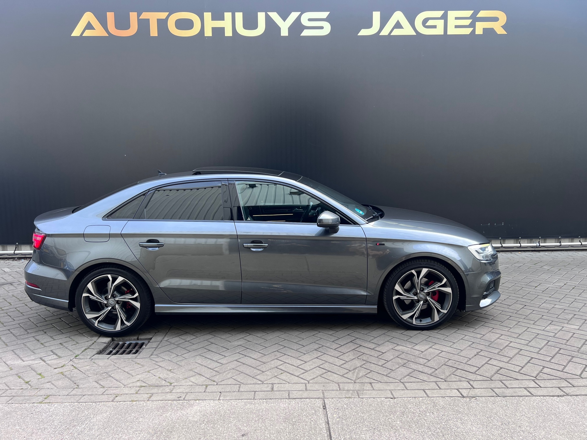 Foto van Audi A3 Limousine