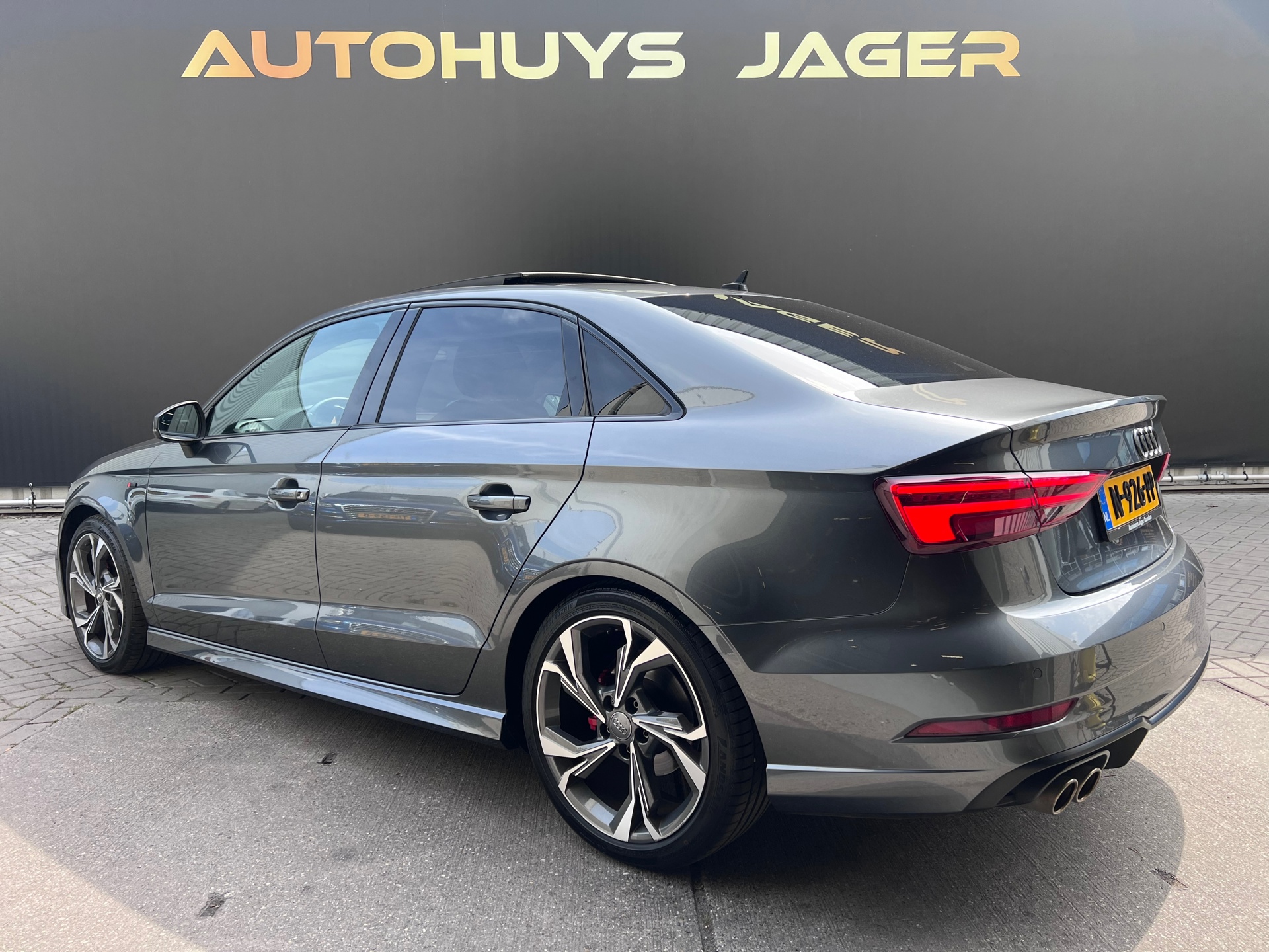 Foto van Audi A3 Limousine