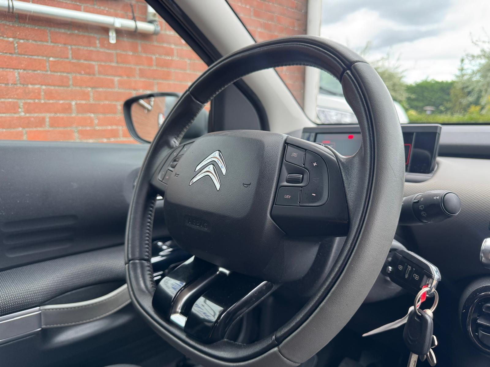 Foto van Citroen C4 Cactus