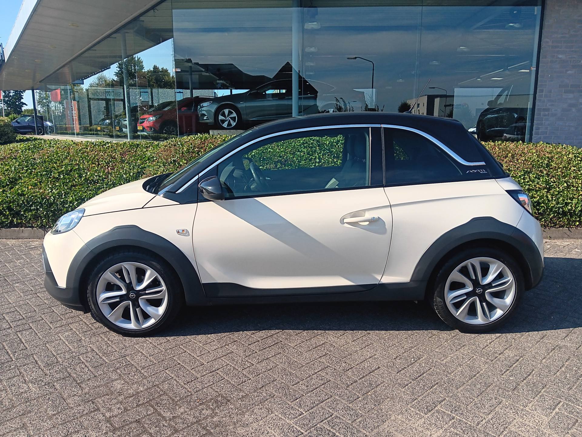 Foto van Opel Adam