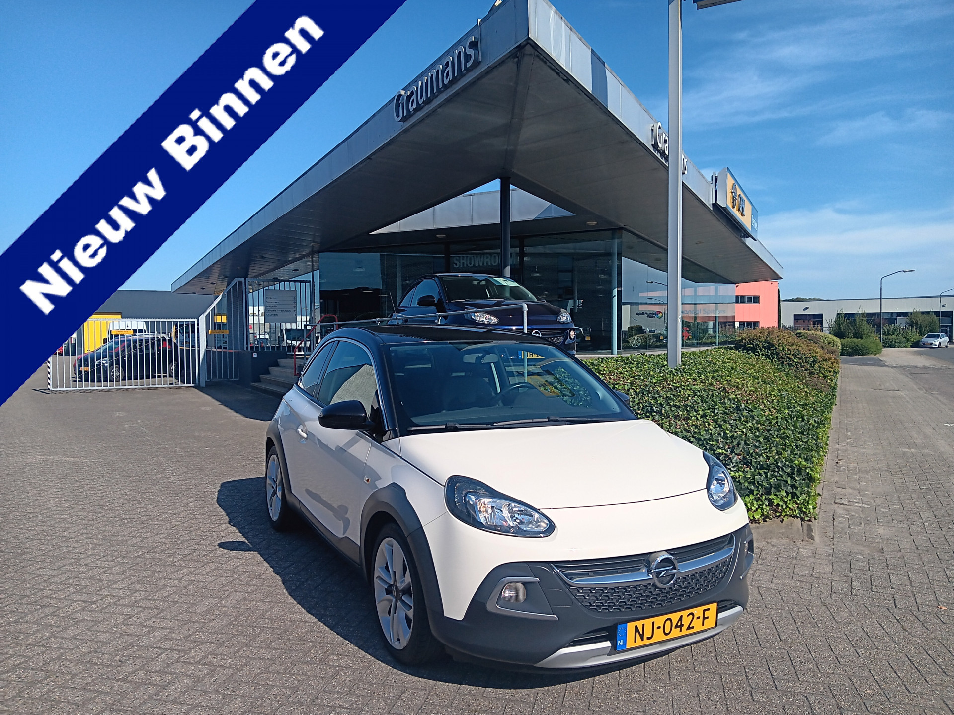 Opel Adam 1.2 Jam 70PK, Airco, Sportstoelen, Cruise-Control, Bleutooth etc. incl. 12 MND BOVAG-GARANTIE 2016 - voorkant