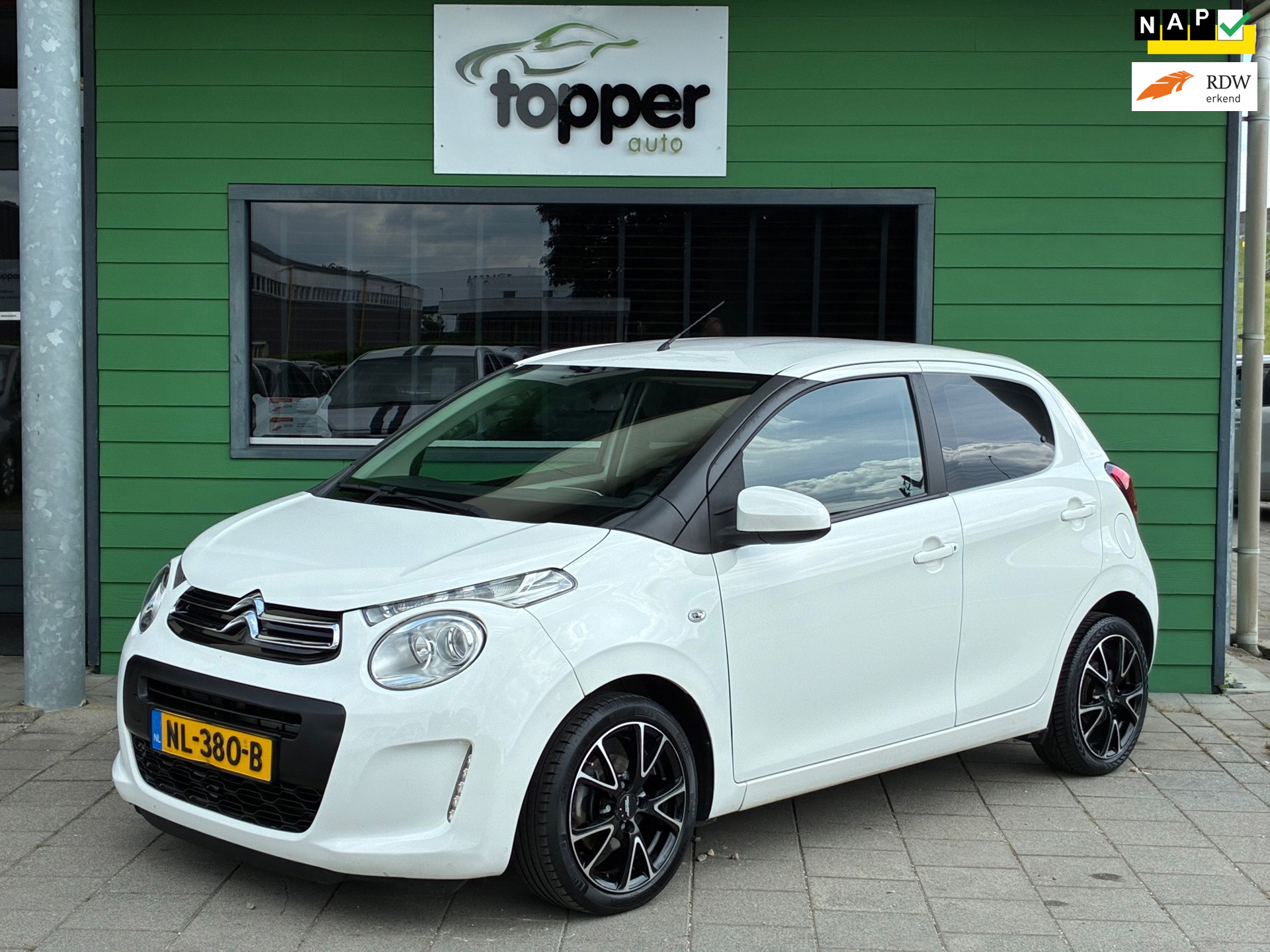 Citroen C1 1.0 e-VTi Selection|Airco|CruiseControl|5-Deurs|NAP 2017 - voorkant