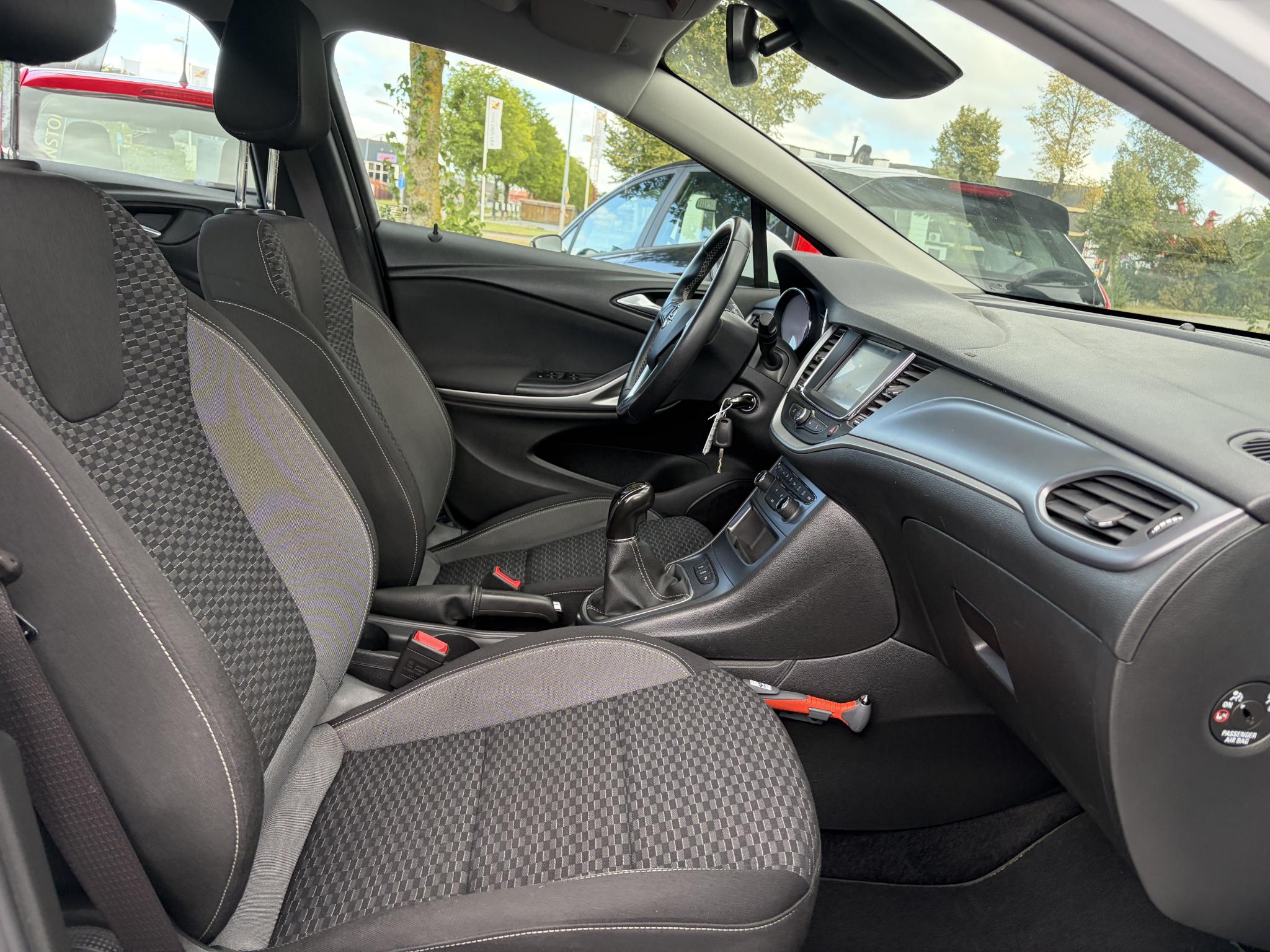 Foto van Opel Astra Sports Tourer