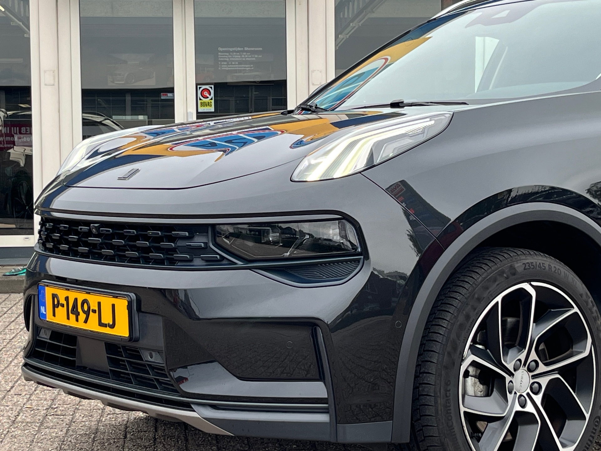 Foto van Lynk&co LYNK & Co 01